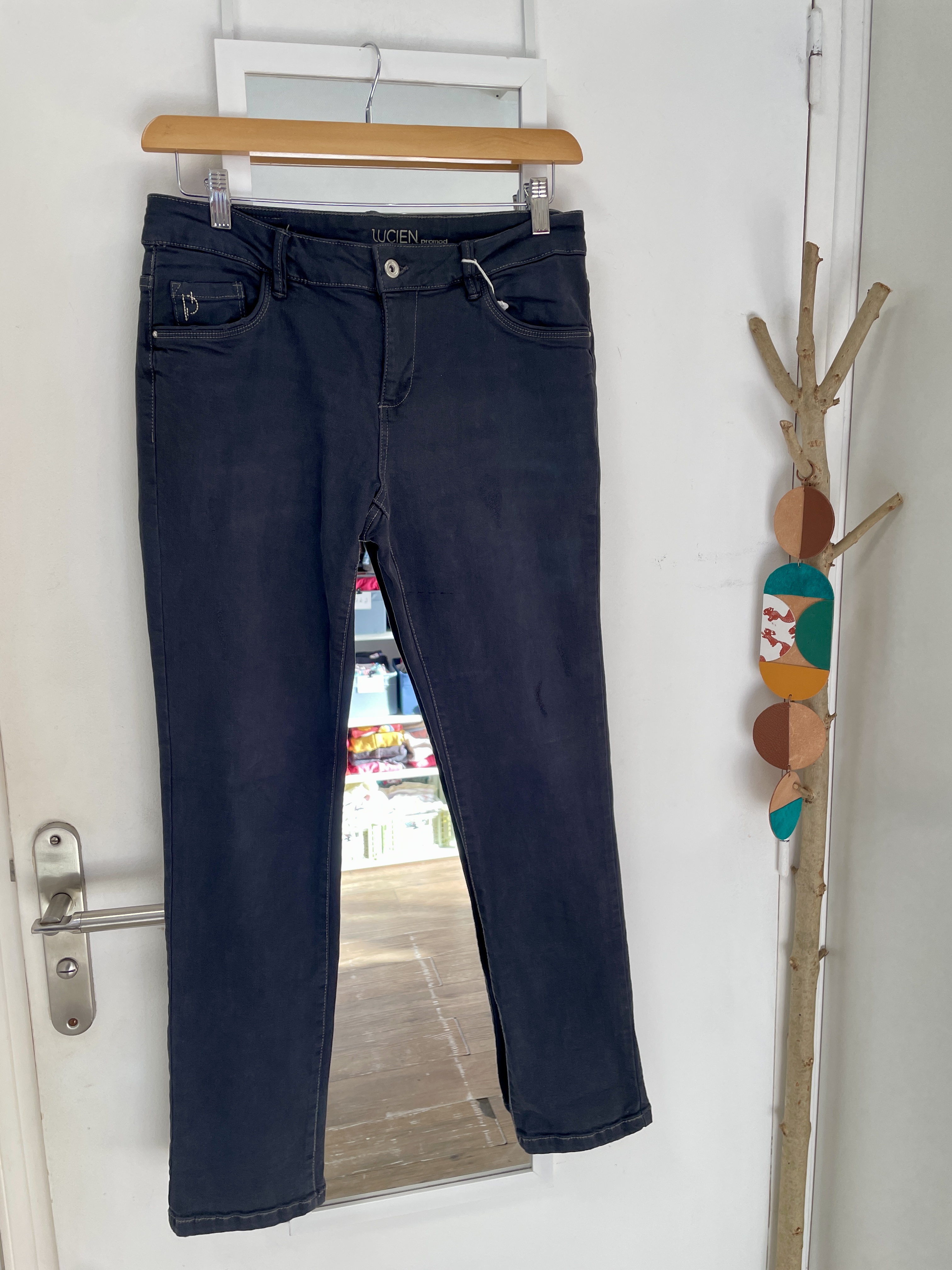 pantalon, mode, vêtements, prêt à porter, friperie, seconde main, marque française, kapsule ephemere, lucien, promod