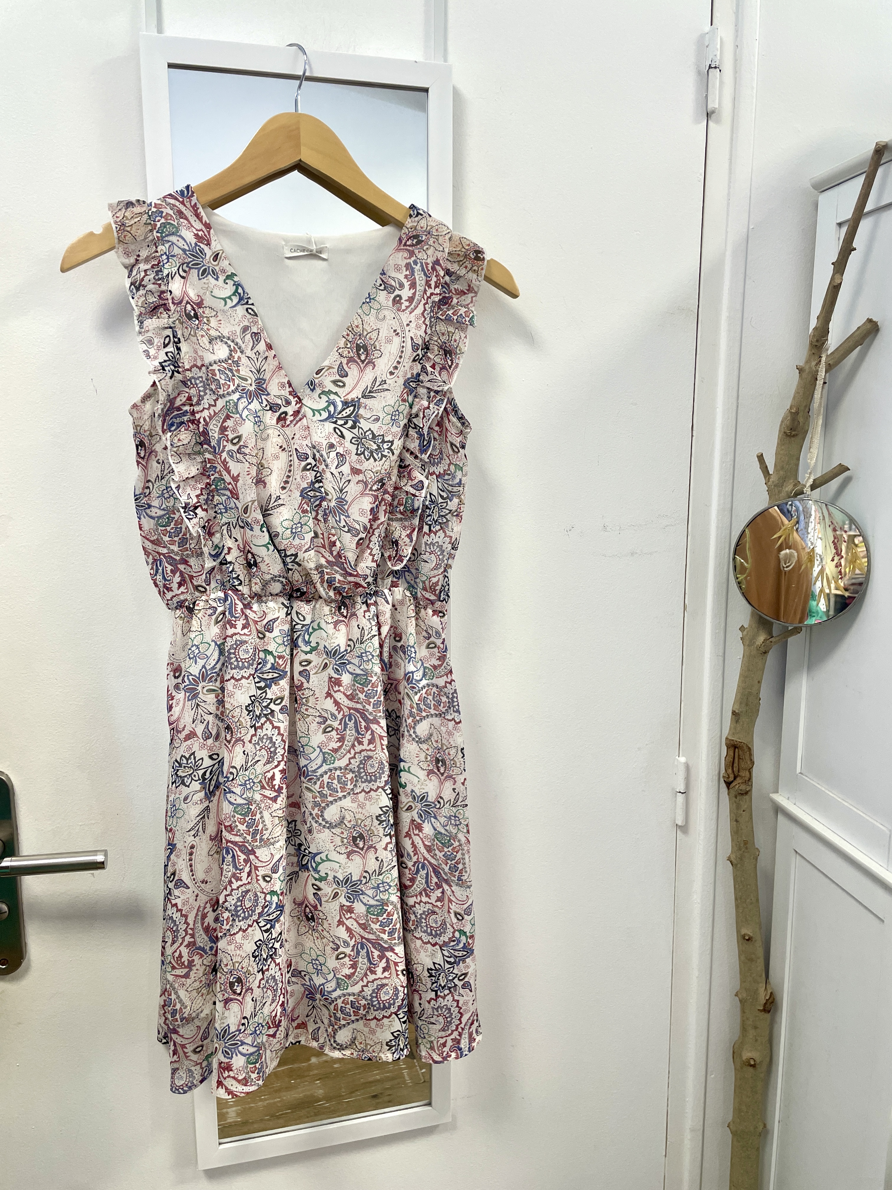 robe, seconde main, friperie, vêtements, prêt à porter, mode, kapsule éphémère, cache cache