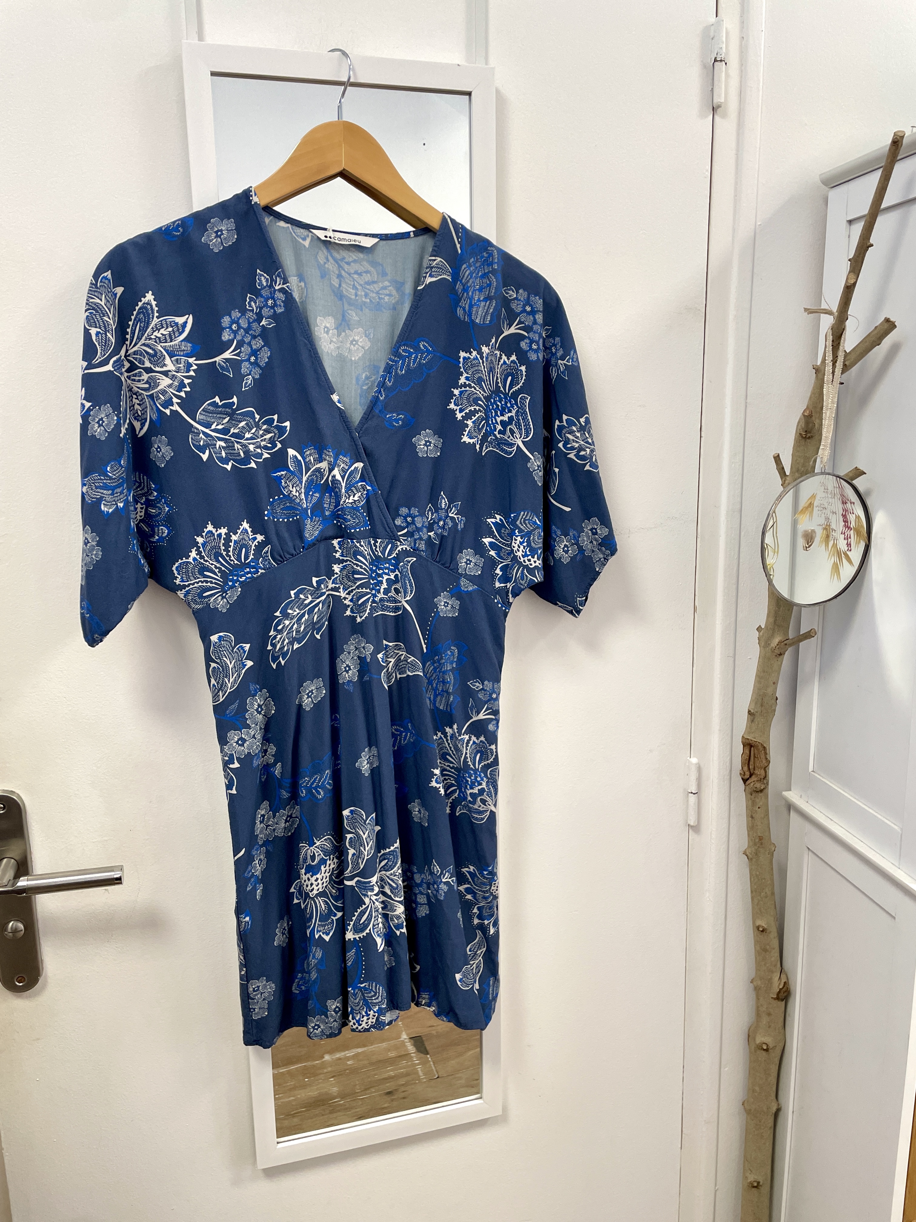 robe, friperie, seconde main, vêtement d'occasion, mode durable, prêt à porter, éthique, boutique, nantes, kapsule éphémère, camaïeu