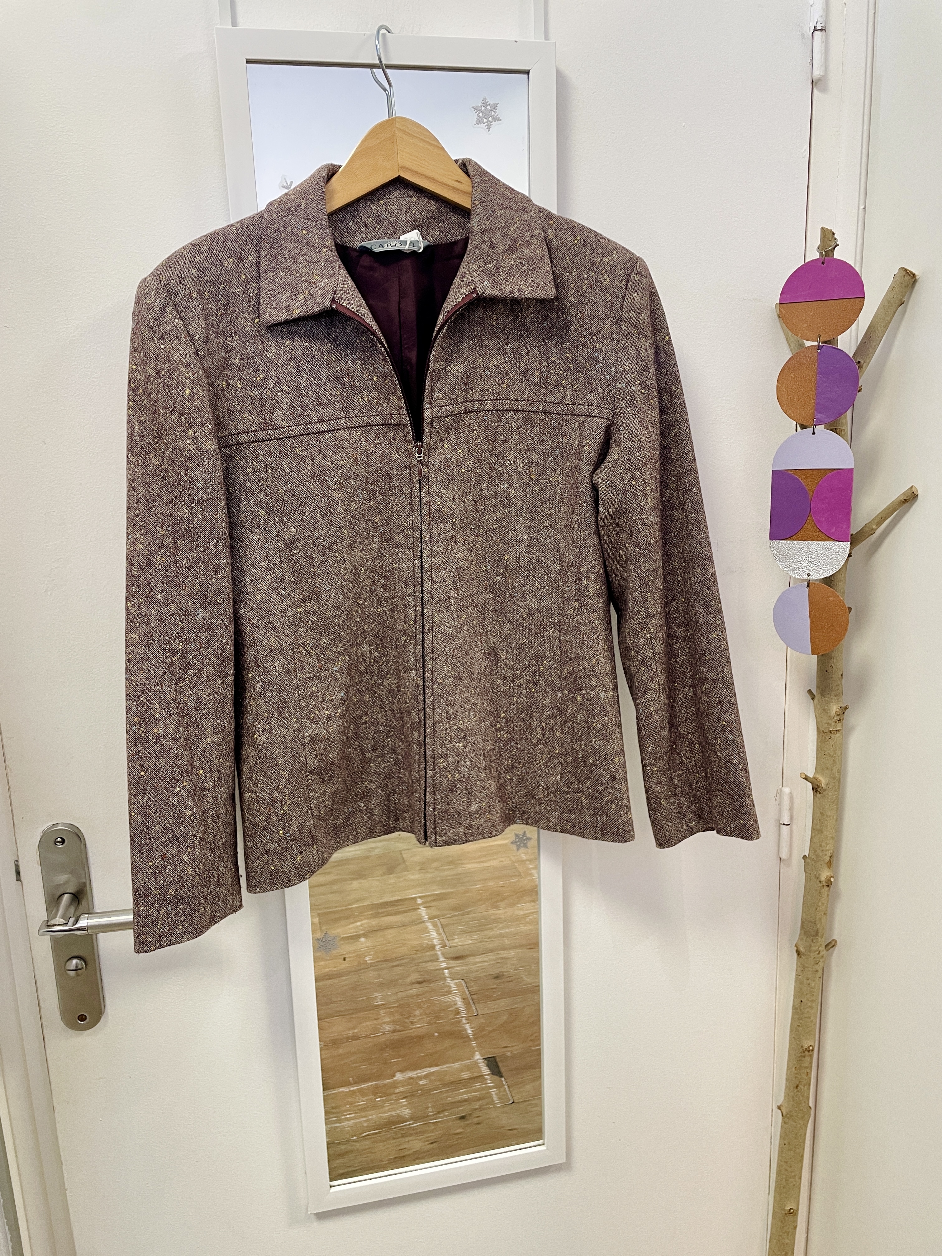 veste, seconde main, friperie, vêtements, prêt à porter, marque française, kapsule ephemere, caroll, laine