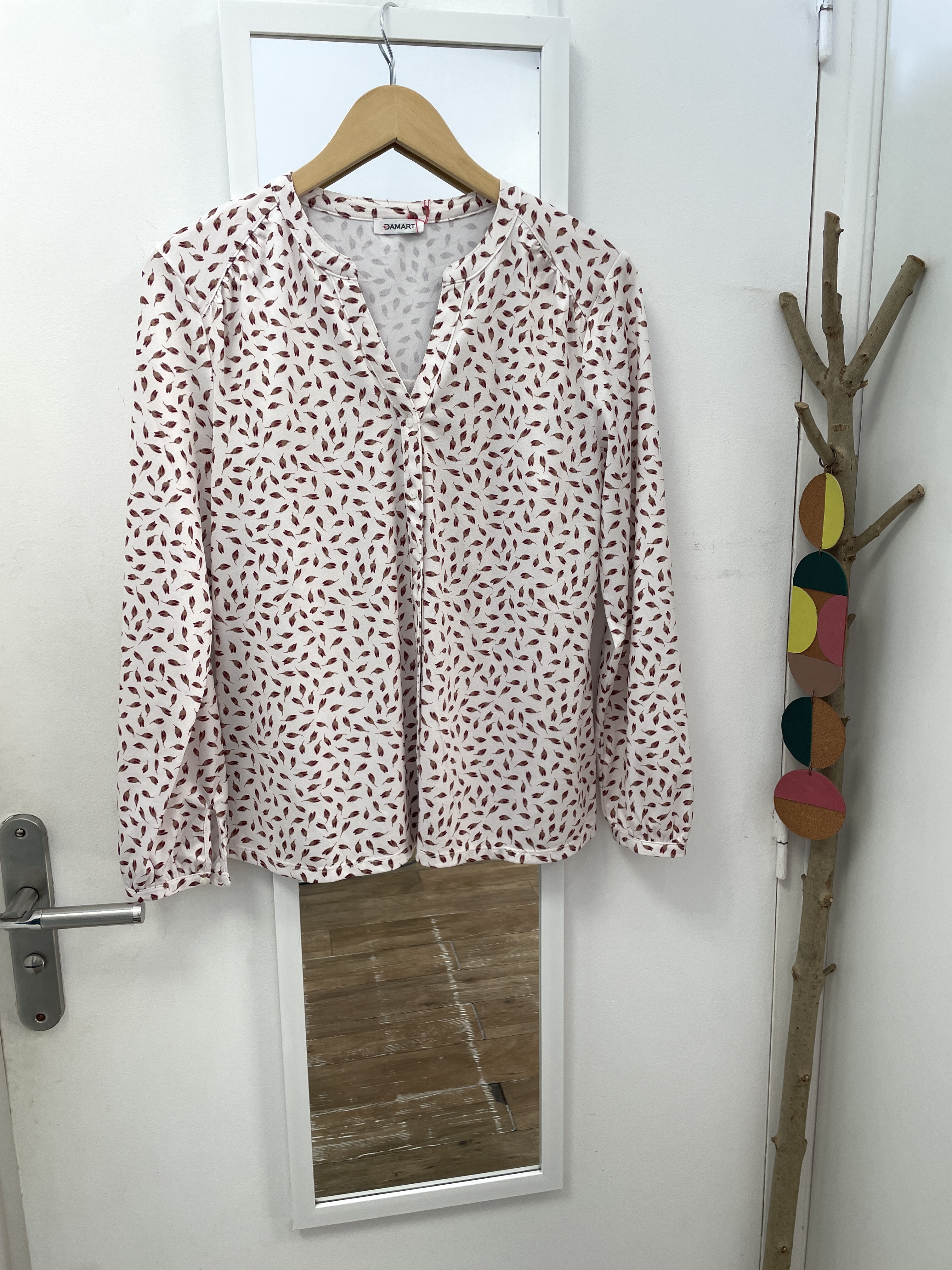 blouse, chemise, marque française, vêtement, prêt à porter, seconde main, friperie, kapsule éphémère,
damart
