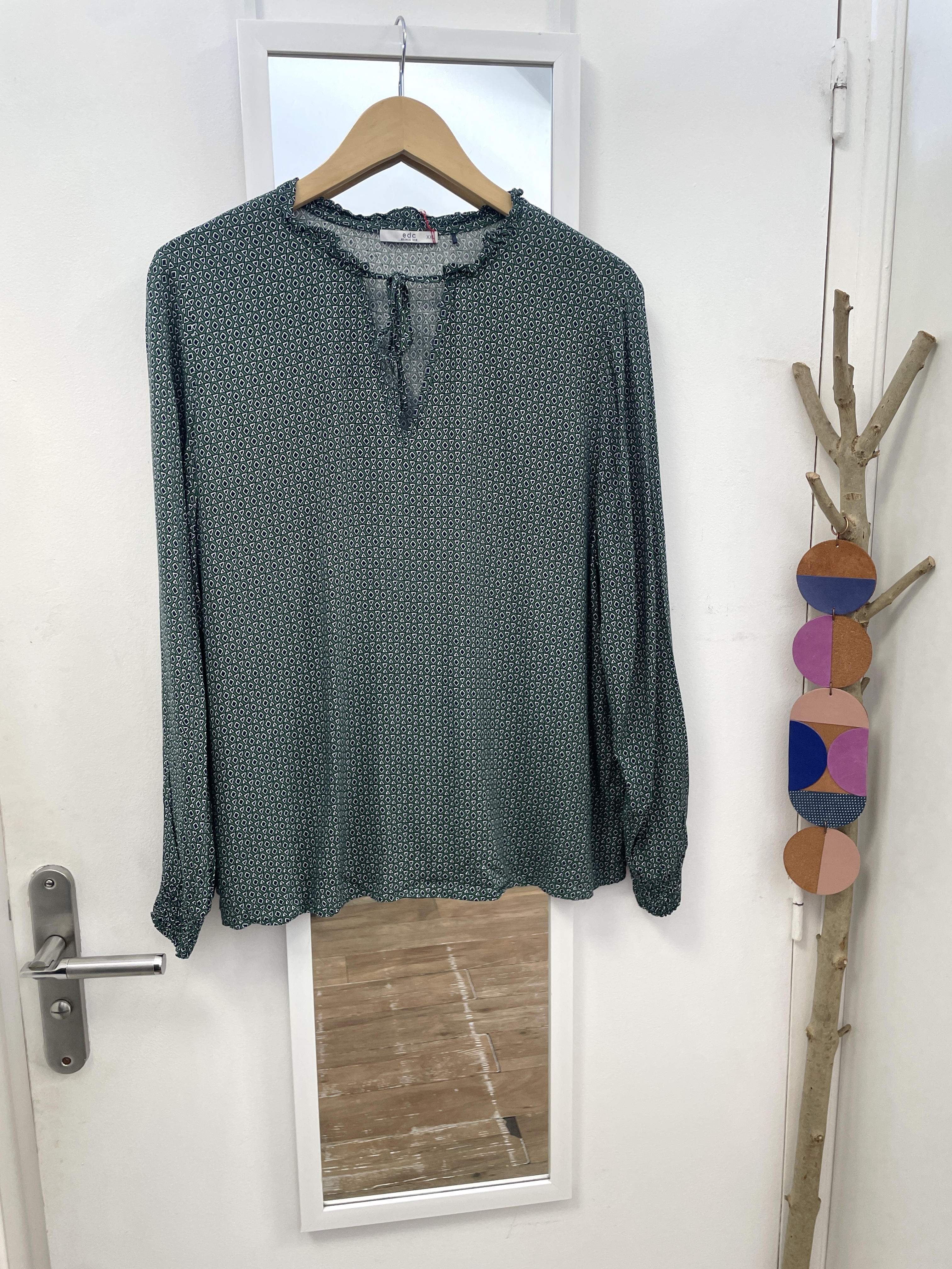 blouse, chemise, marque française, vêtement, prêt à porter, seconde main, friperie, vêtement d'occasion, grande taille, kapsule éphémère, edc, esprit