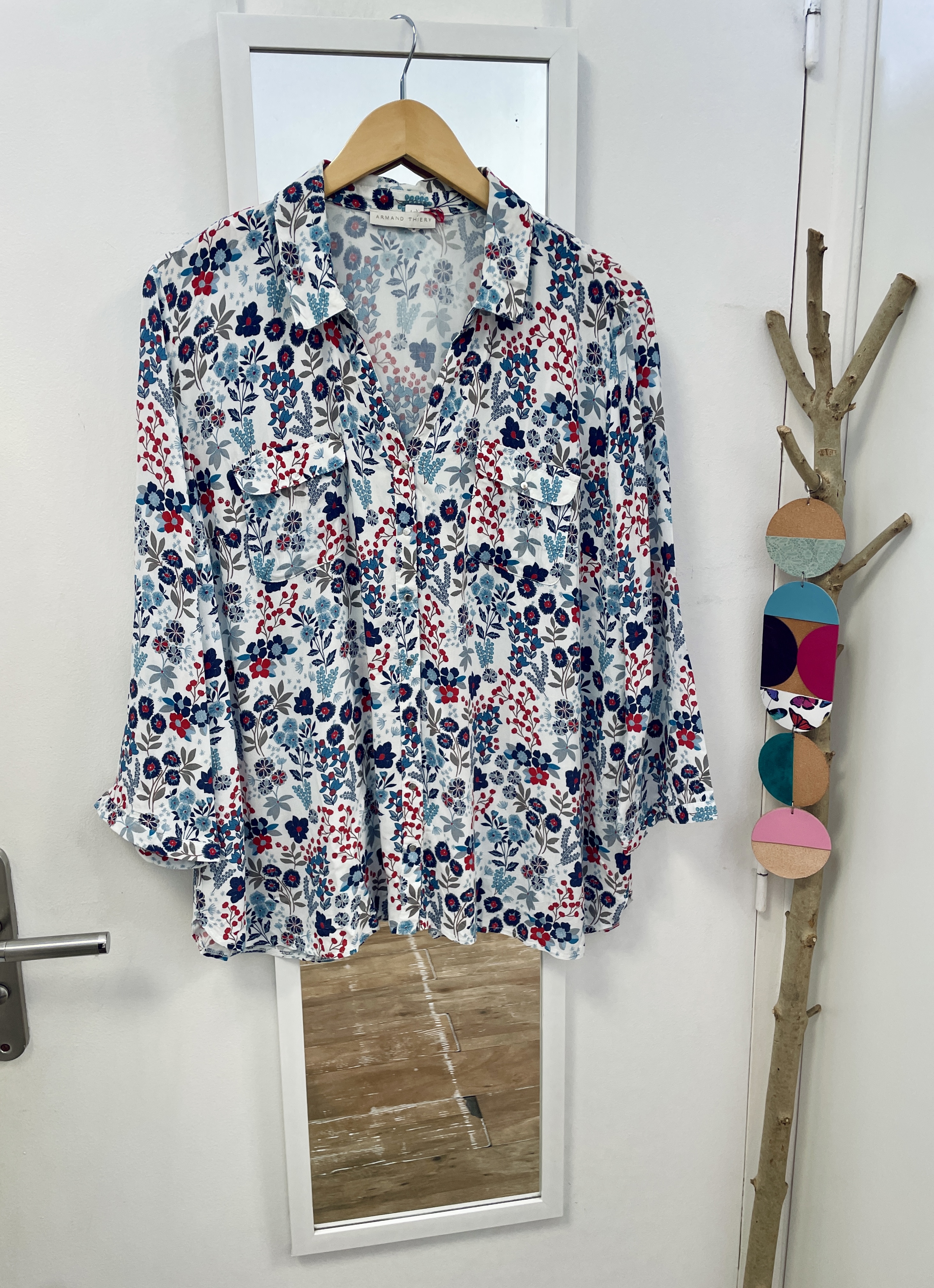 blouse, chemise, marque française, vêtement, prêt à porter, seconde main, friperie, vêtement d'occasion, grande taille, kapsule éphémère, armand thiery