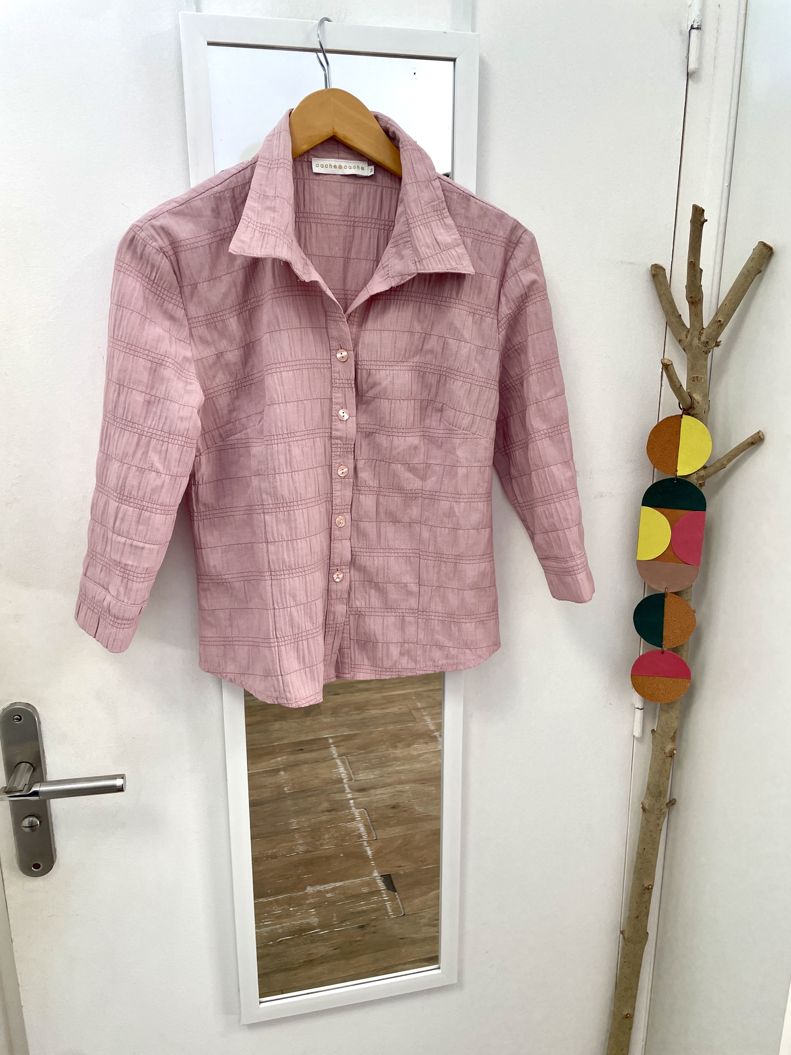 blouse, chemise, marque française, vêtement, prêt à porter, seconde main, friperie, kapsule éphémère, y2k, cache cache