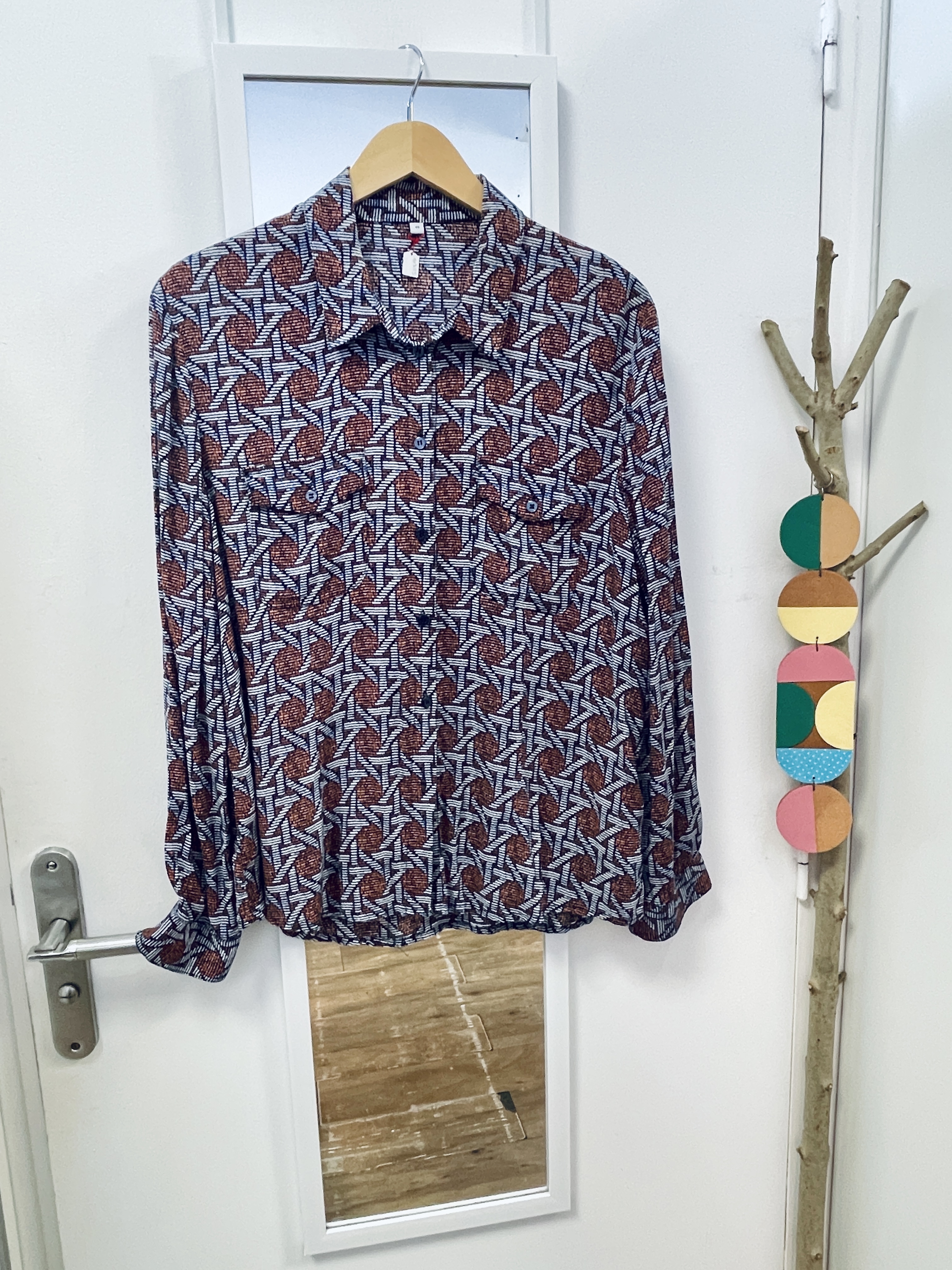 blouse, chemise, marque française, vêtement, prêt à porter, seconde main, friperie, vêtement d'occasion, grande taille, kapsule éphémère,