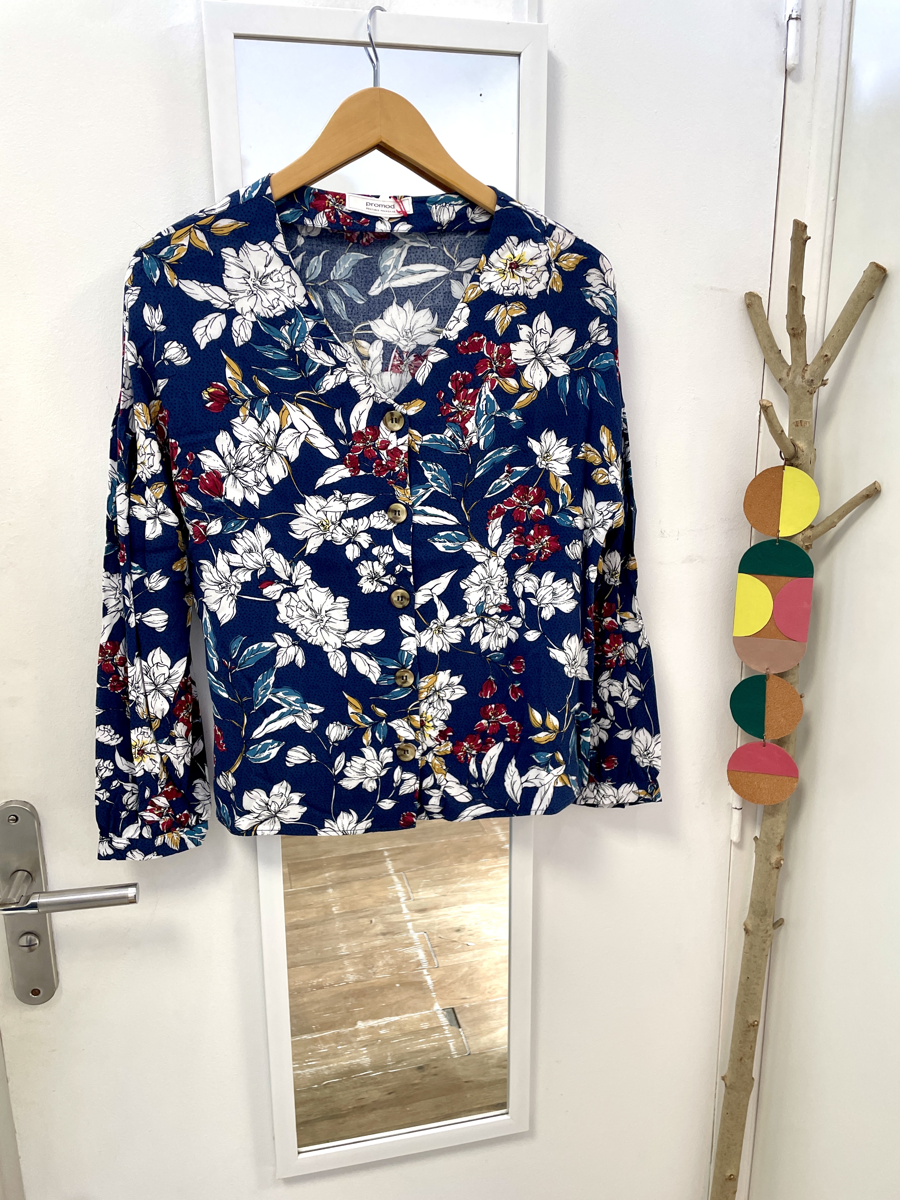 blouse, chemise, marque française, vêtement, prêt à porter, seconde main, friperie, kapsule éphémère, promod