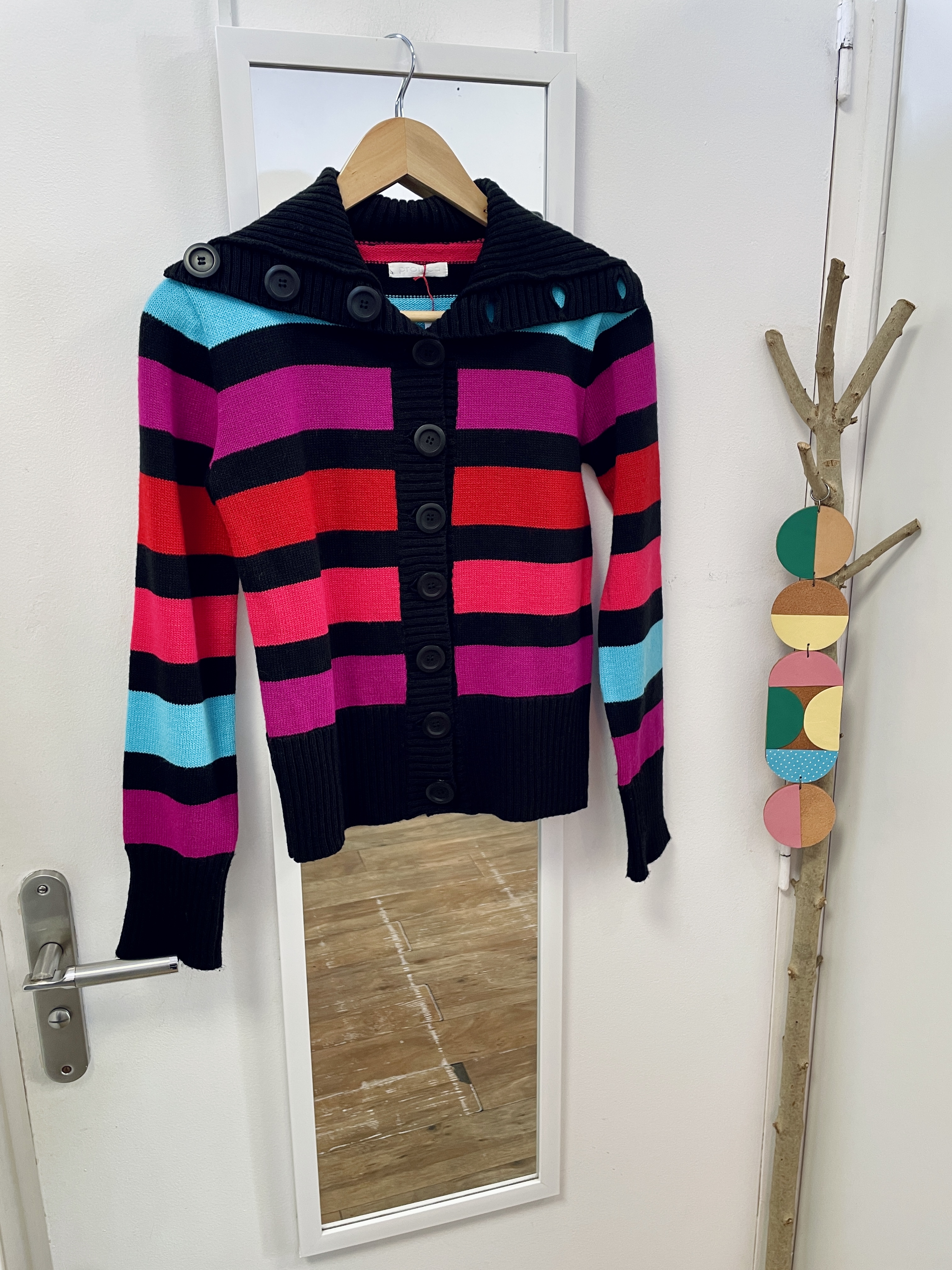 gilet, vêtement, prêt à porter, seconde main, friperie, mode éthique, marque française, kapsule ephemere, promod, vintage