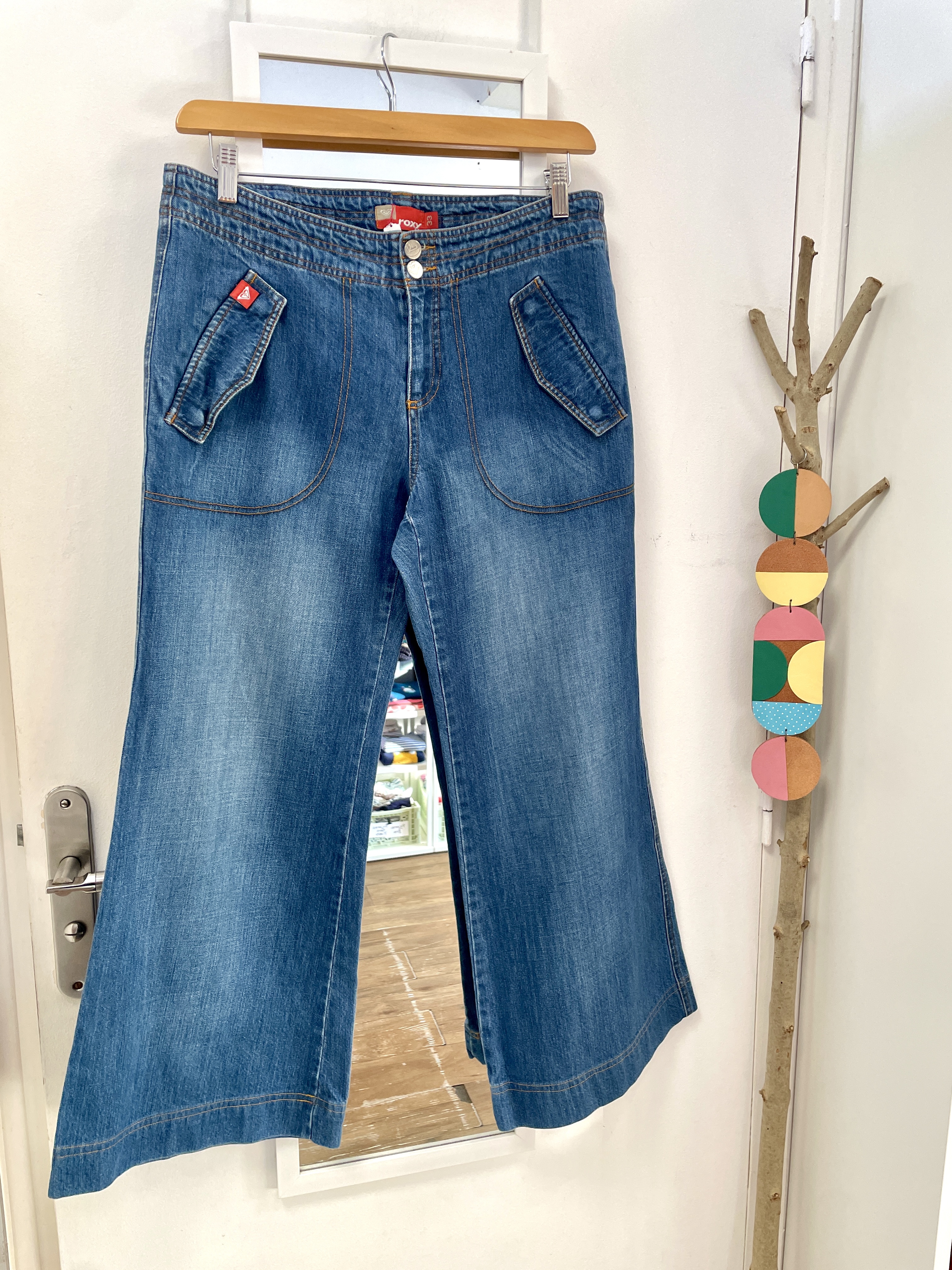 pantalon, friperie, seconde main, vêtements, prêt à porter, mode, marque française, grande taille, jean large, roxy