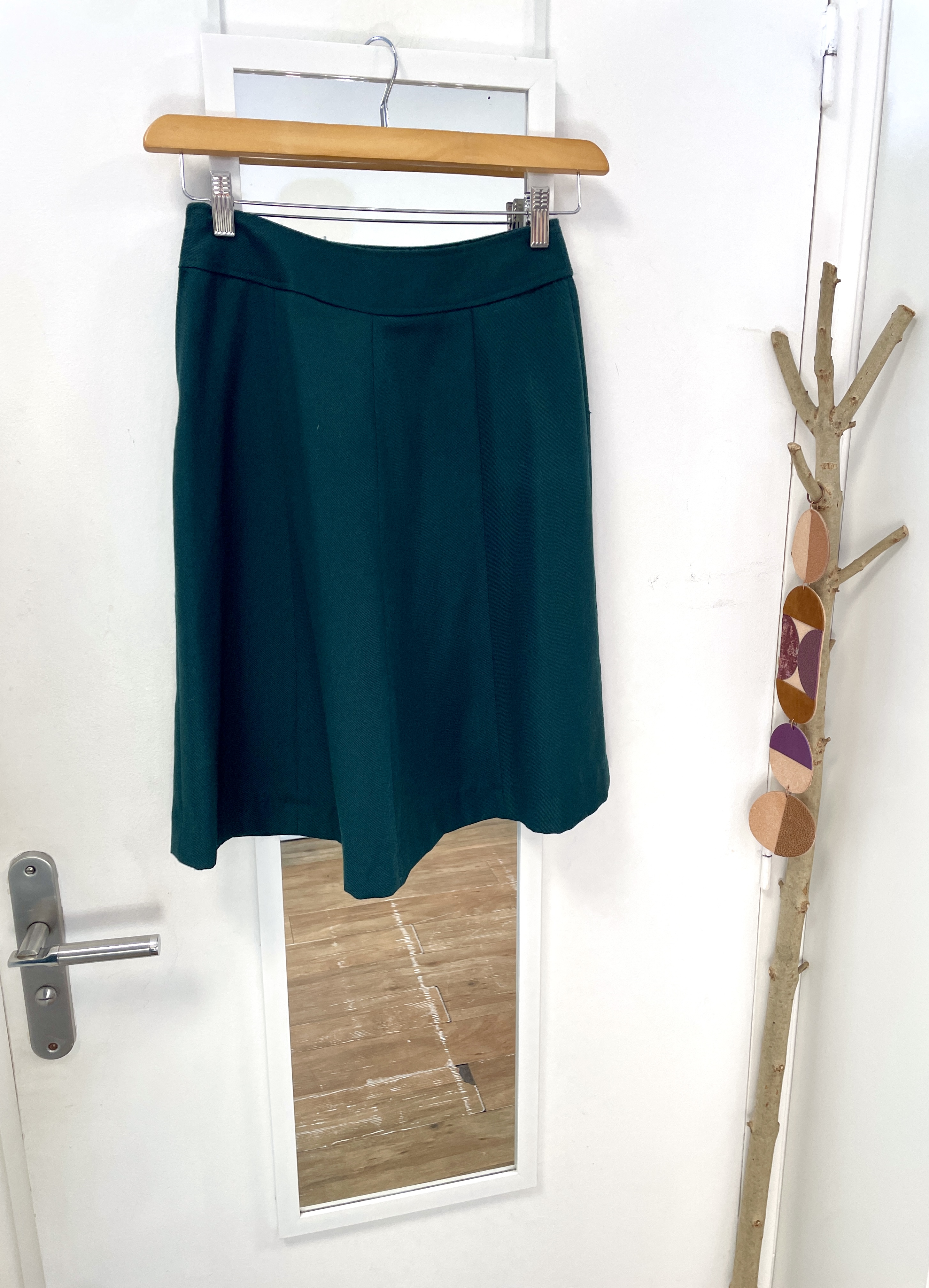 jupe, vêtement d'occasion, friperie, seconde main, mode durable, éthique, kapsule éphémère, tergal