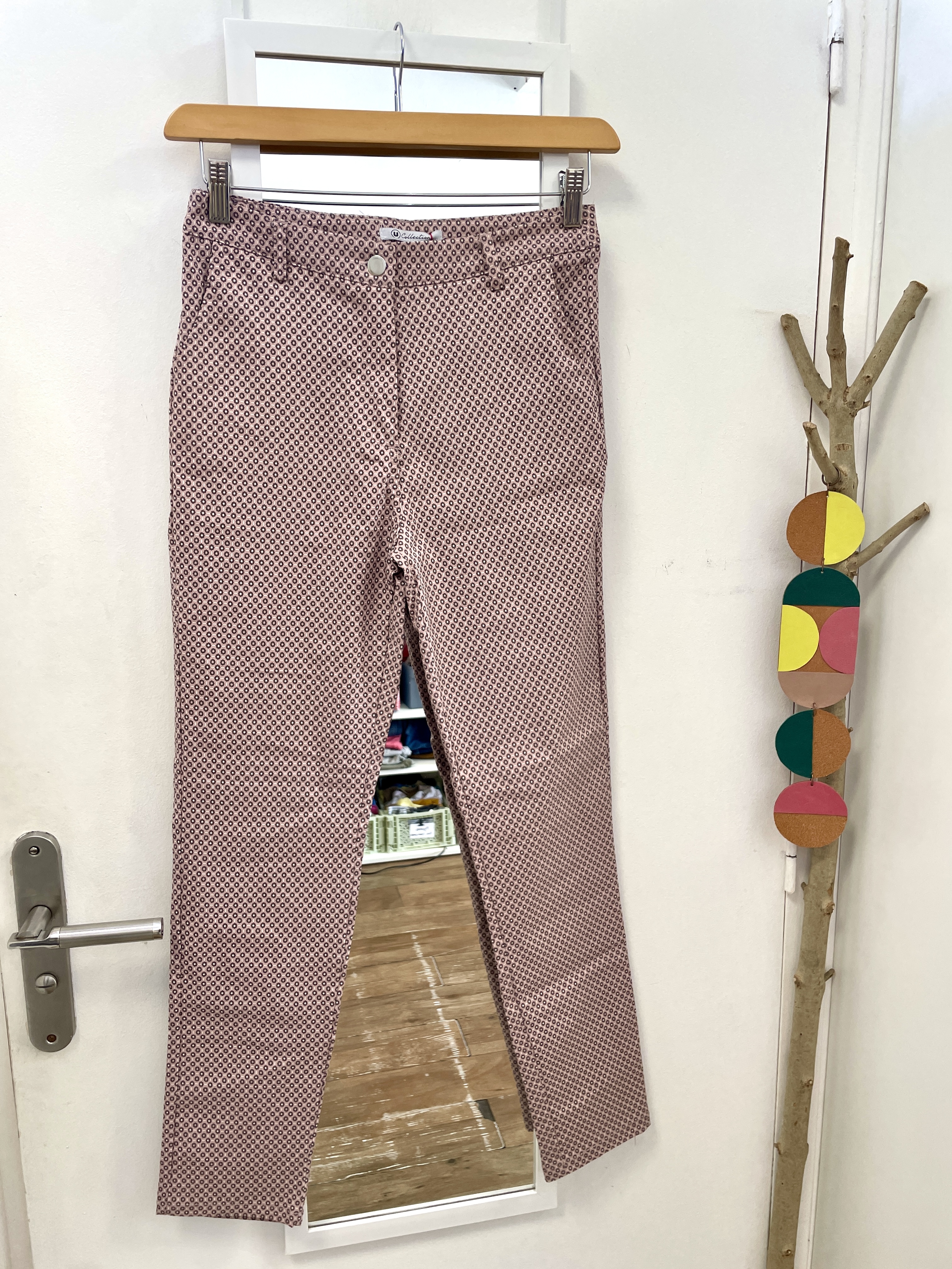 pantalon, jean, short, vêtement d'occasion, friperie, seconde main, mode, prêt à porter, marque française, boutique nantaise, kapsule éphémère, u collection