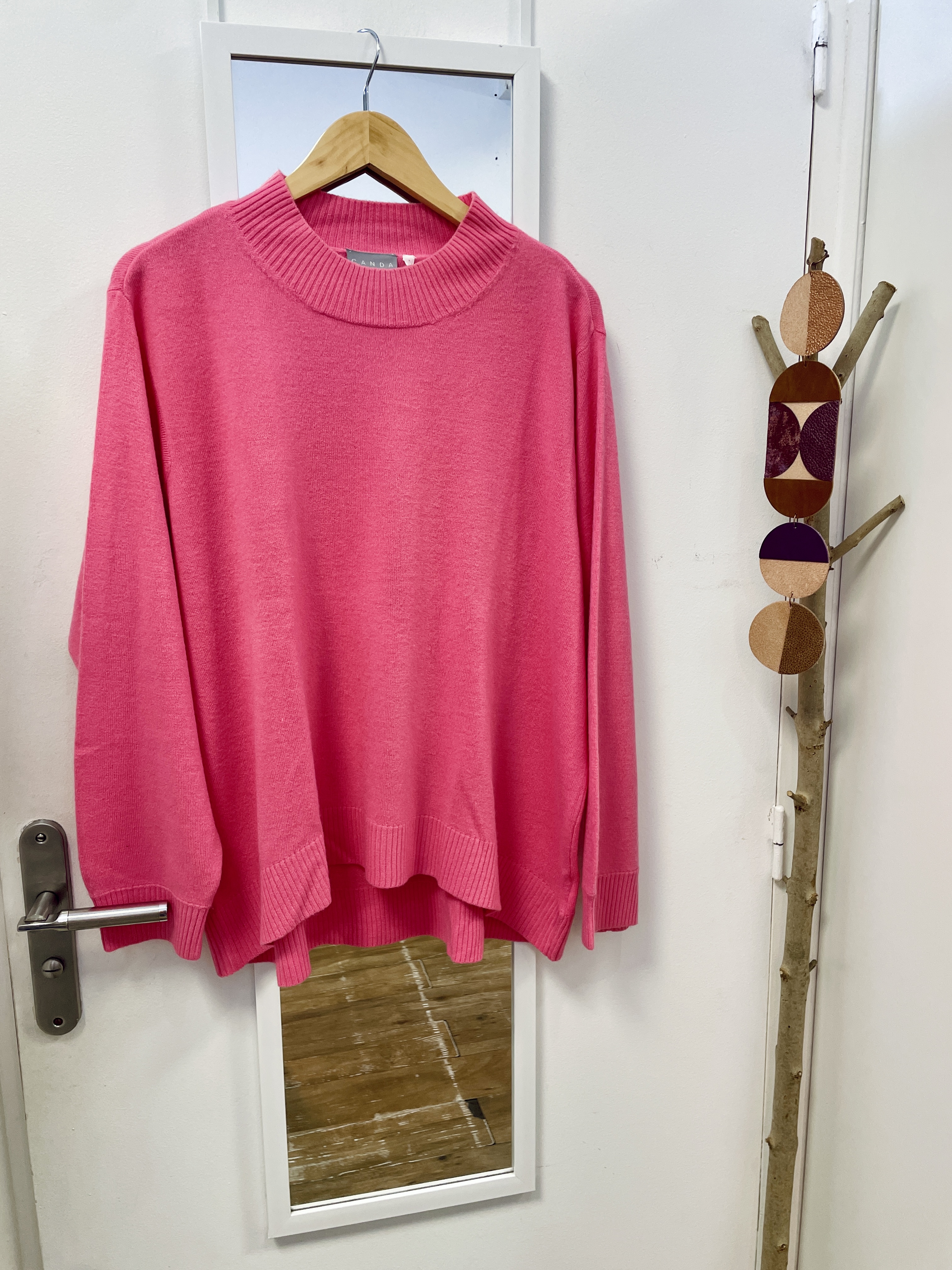 pull, hiver, seconde main, vêtement d'occasion, friperie, prêt à porter, mode durable, marque française, boutique nantaise, kapsule éphémère, canda