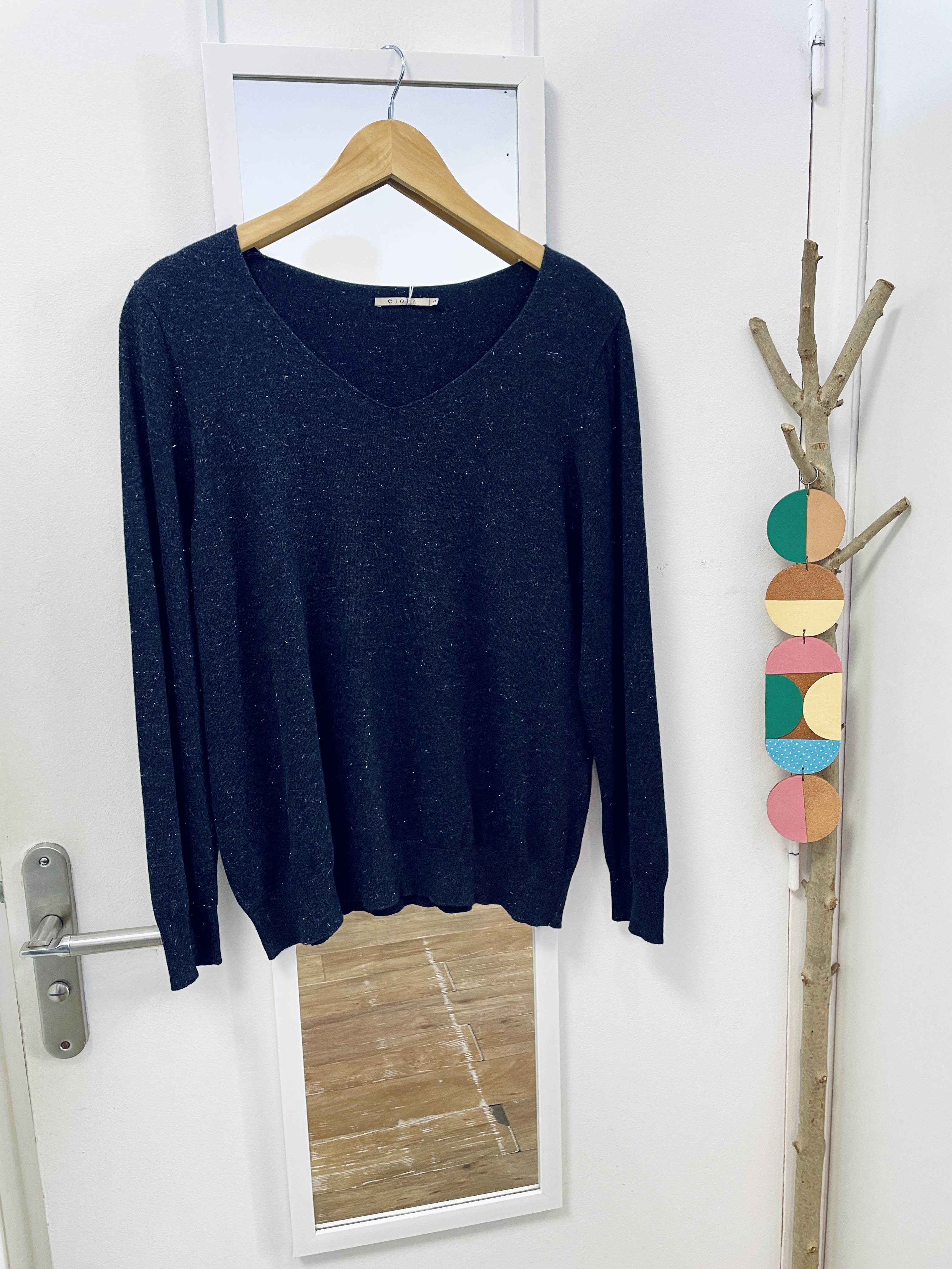 pull, hiver, seconde main, vêtement d'occasion, friperie, prêt à porter, mode durable, marque française, boutique nantaise, kapsule éphémère, elora, pailleté