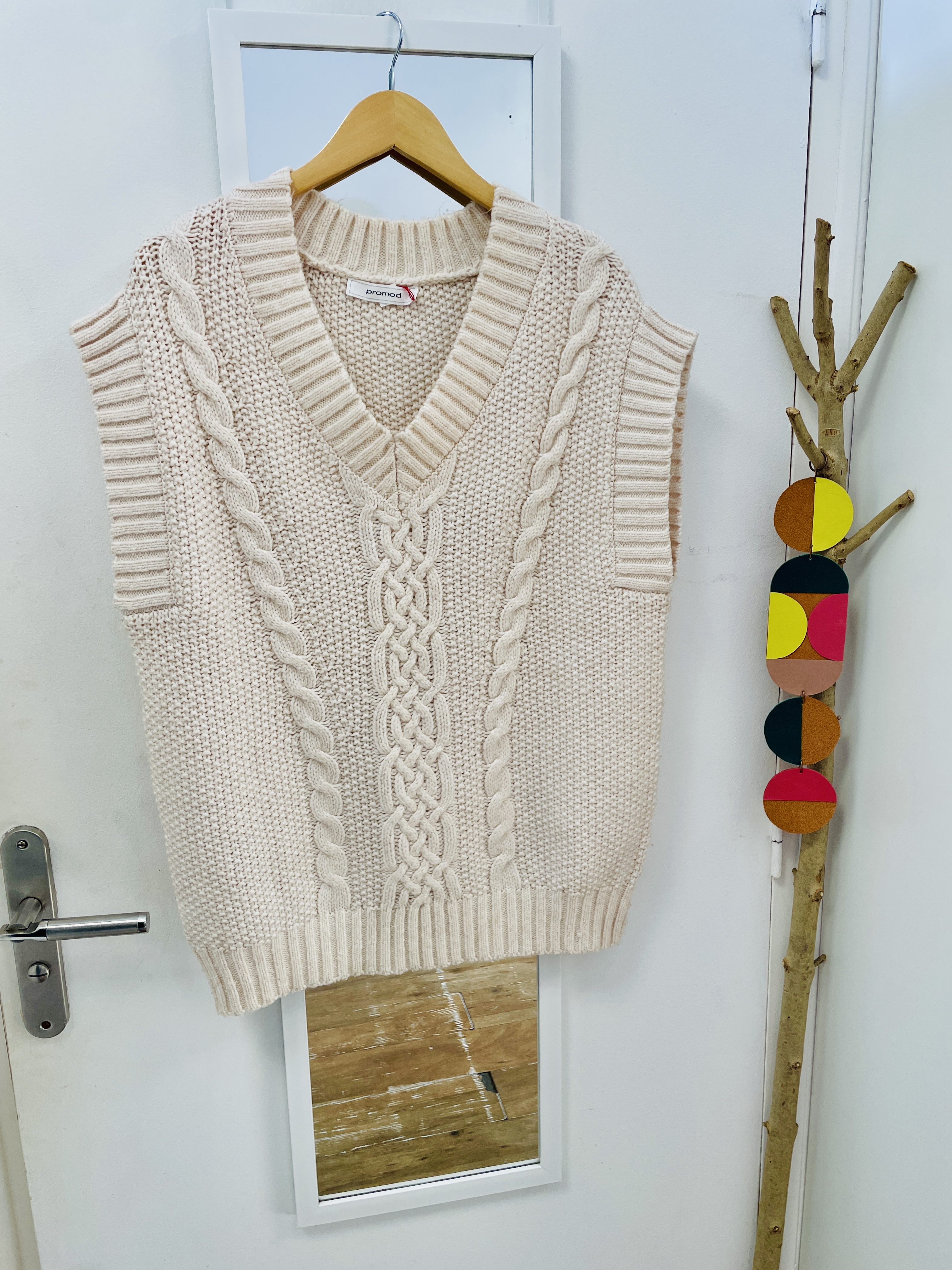 pull, vêtement, prêt à porter, mode, friperie, seconde main, marque française, kapsule éphémère, promod
