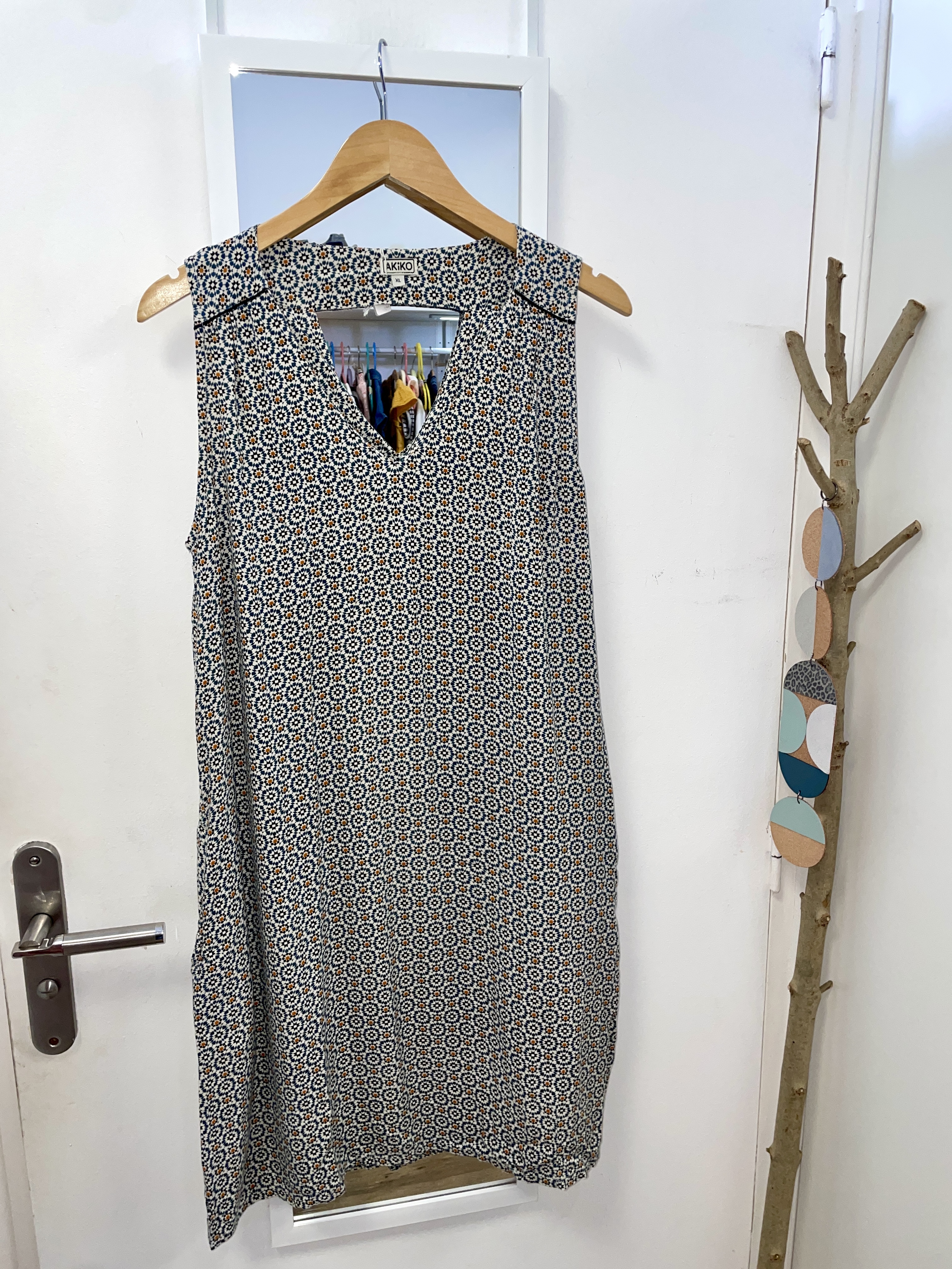 robe longue, seconde main, friperie, prêt à porter, vêtements, mode, marque française, vêtement d'occasion, kapsule éphémère, grande taille, akiko