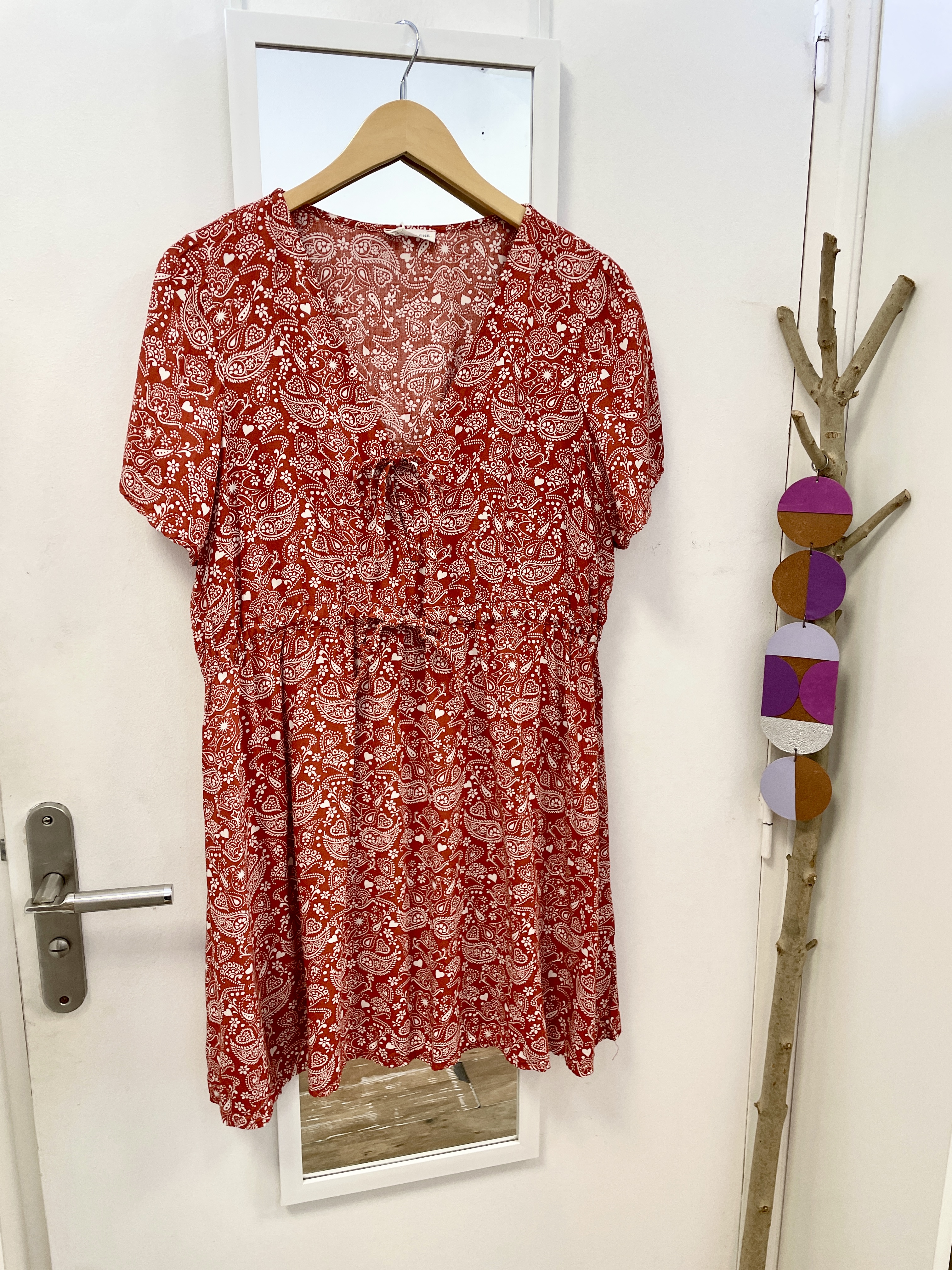 robe longue, seconde main, friperie, prêt à porter, vêtements, mode, marque française, vêtement d'occasion, kapsule éphémère, grande taille, cache cache