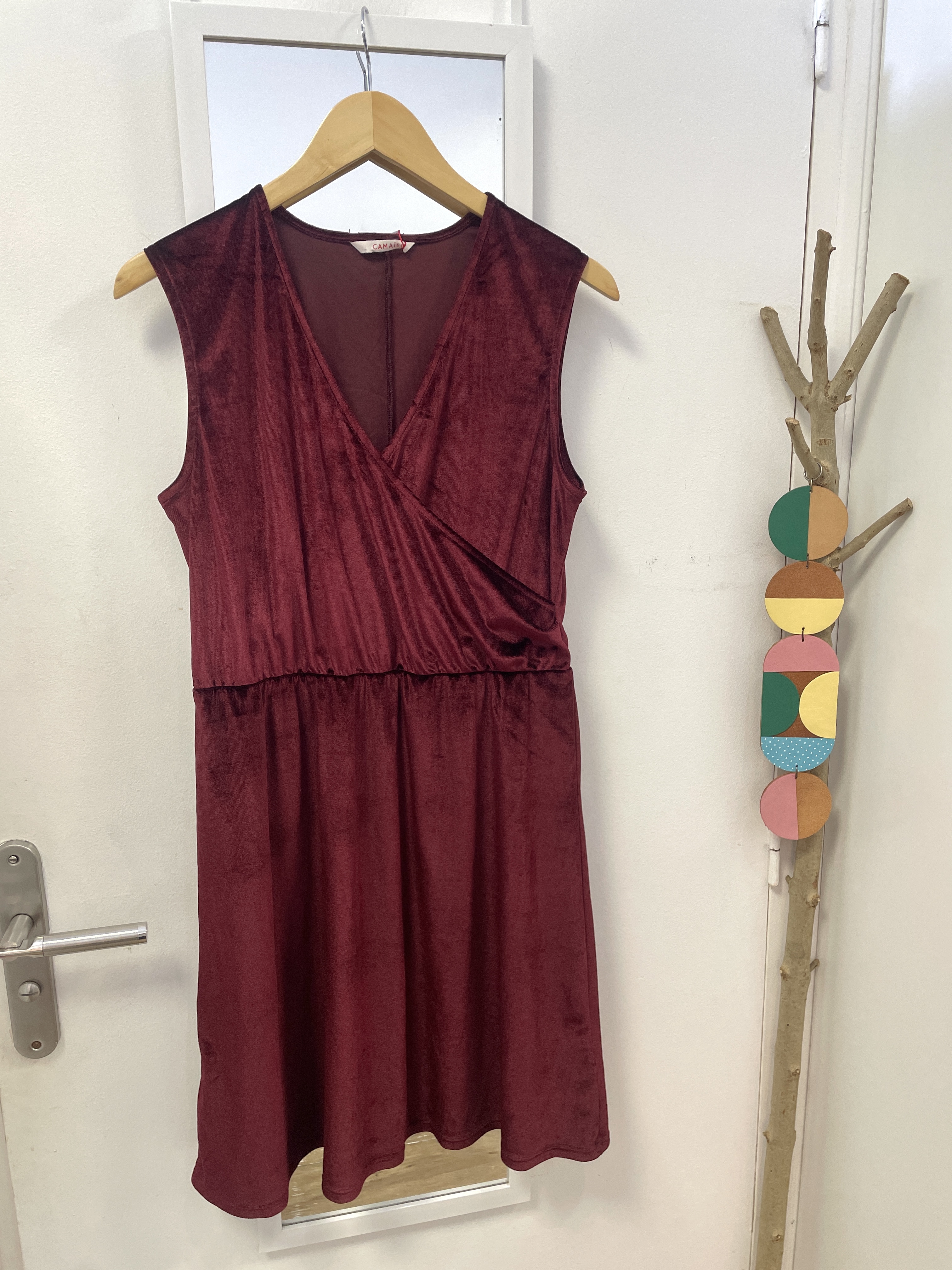 robe, friperie, seconde main, vêtement d'occasion, mode durable, prêt à porter, éthique, boutique, nantes, kapsule éphémère, camaïeu