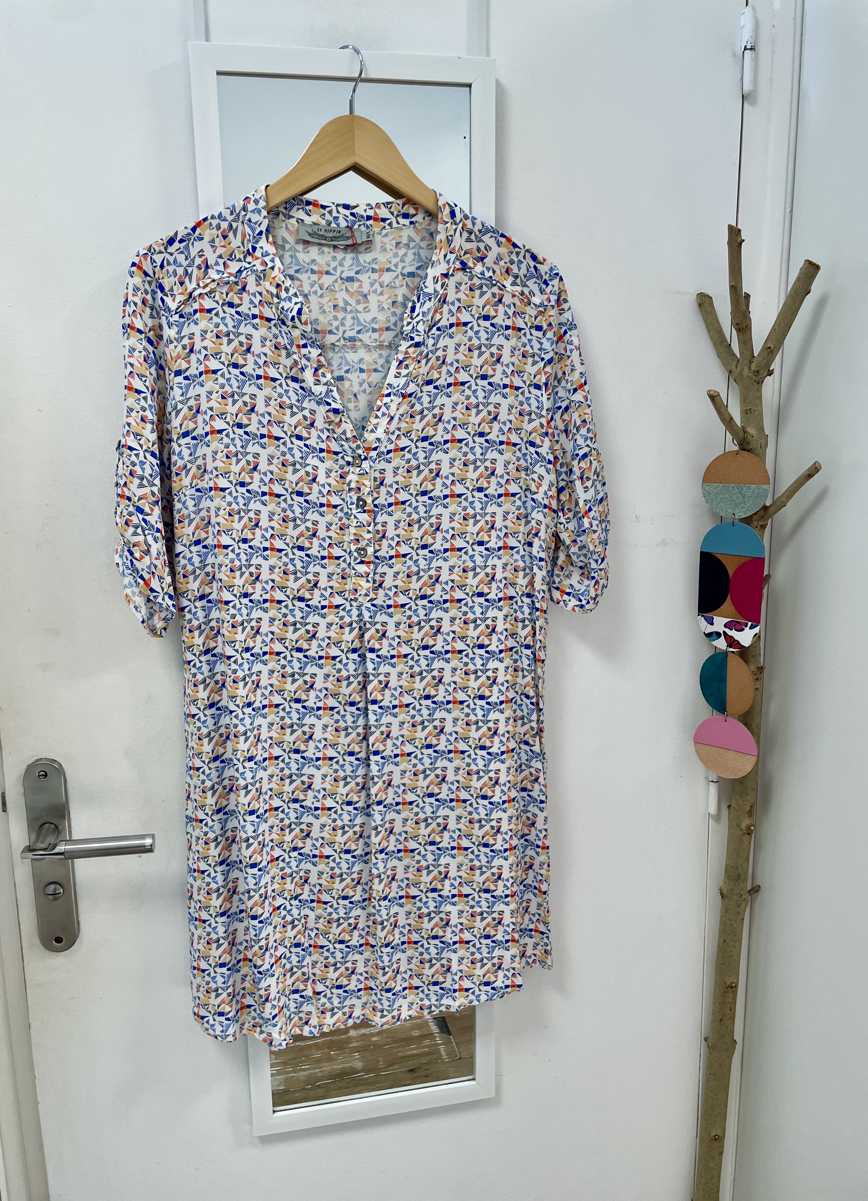 robe, friperie, seconde main, vêtement d'occasion, mode durable, prêt à porter, éthique, boutique, nantes, kapsule éphémère, it hippie