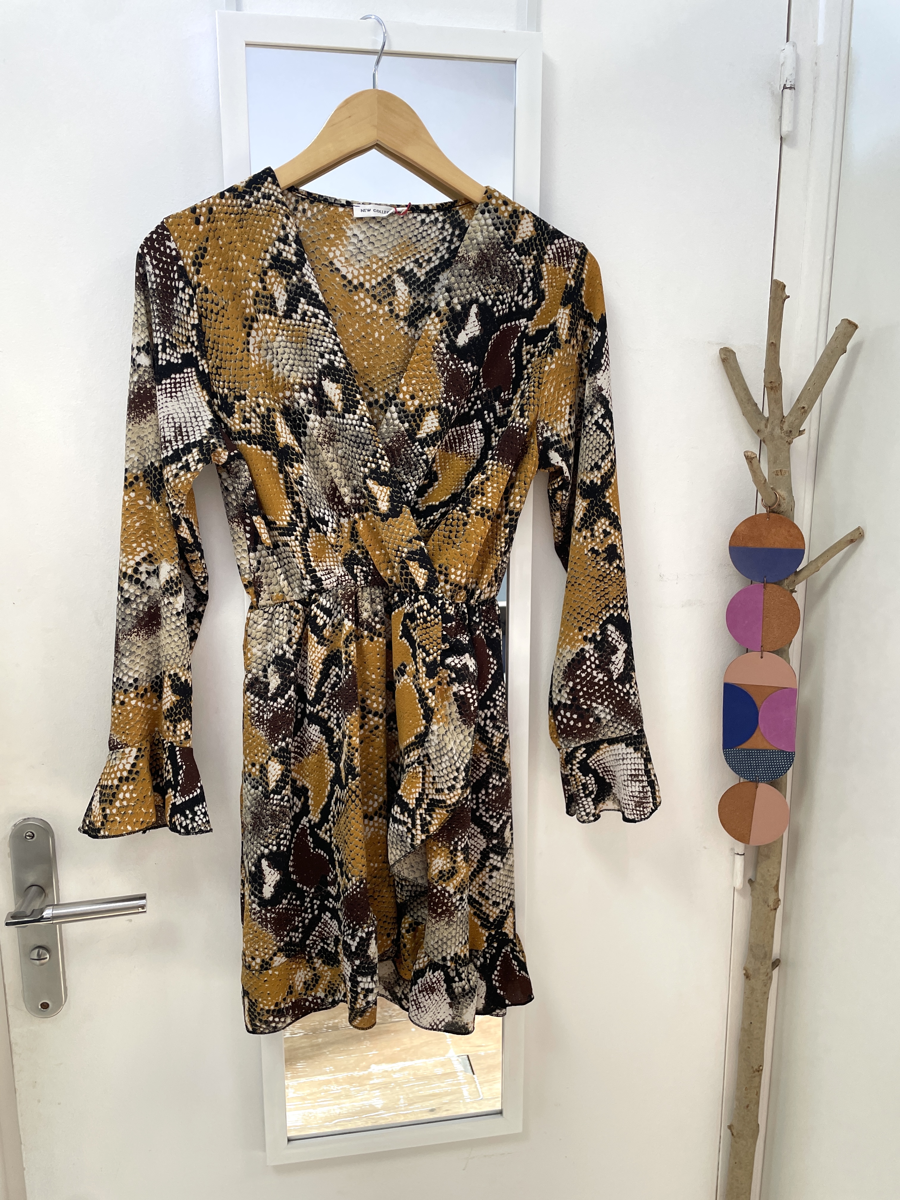 robe, seconde main, friperie, vêtements, prêt à porter, mode, kapsule éphémère, new collection