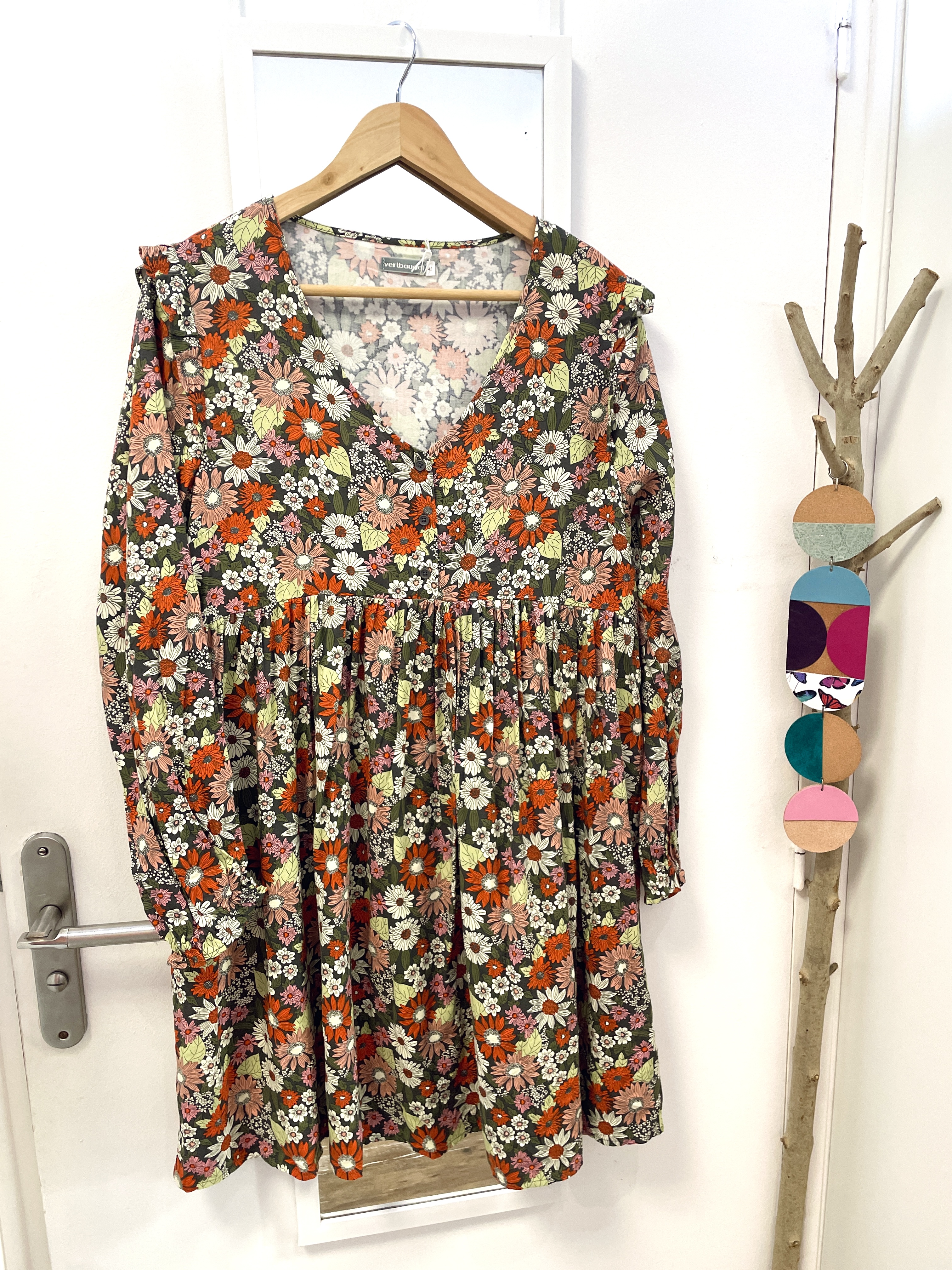 robe, seconde main, friperie, prêt à porter, vêtements, mode, marque française, vêtement d'occasion, kapsule éphémère, grande taille, vertbaudet