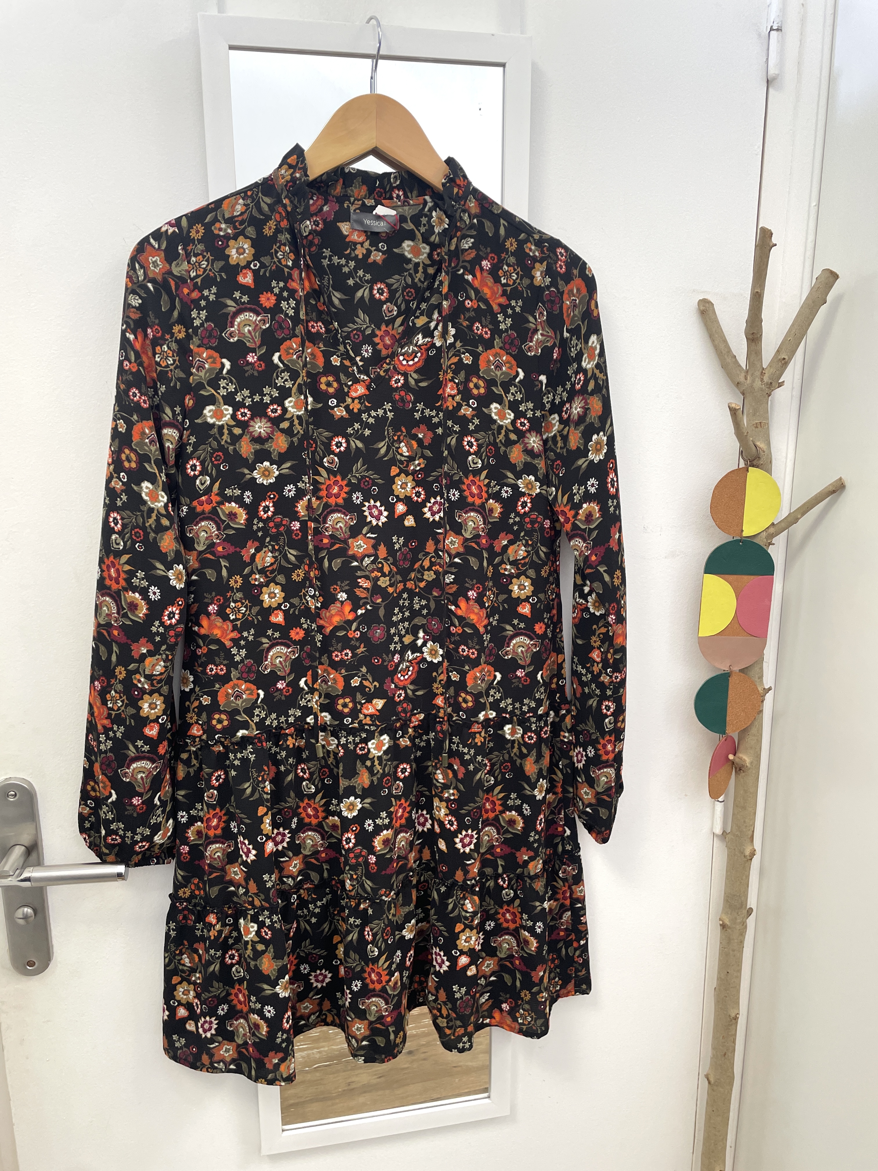robe, seconde main, friperie, vêtements, prêt à porter, mode, kapsule éphémère, yessica