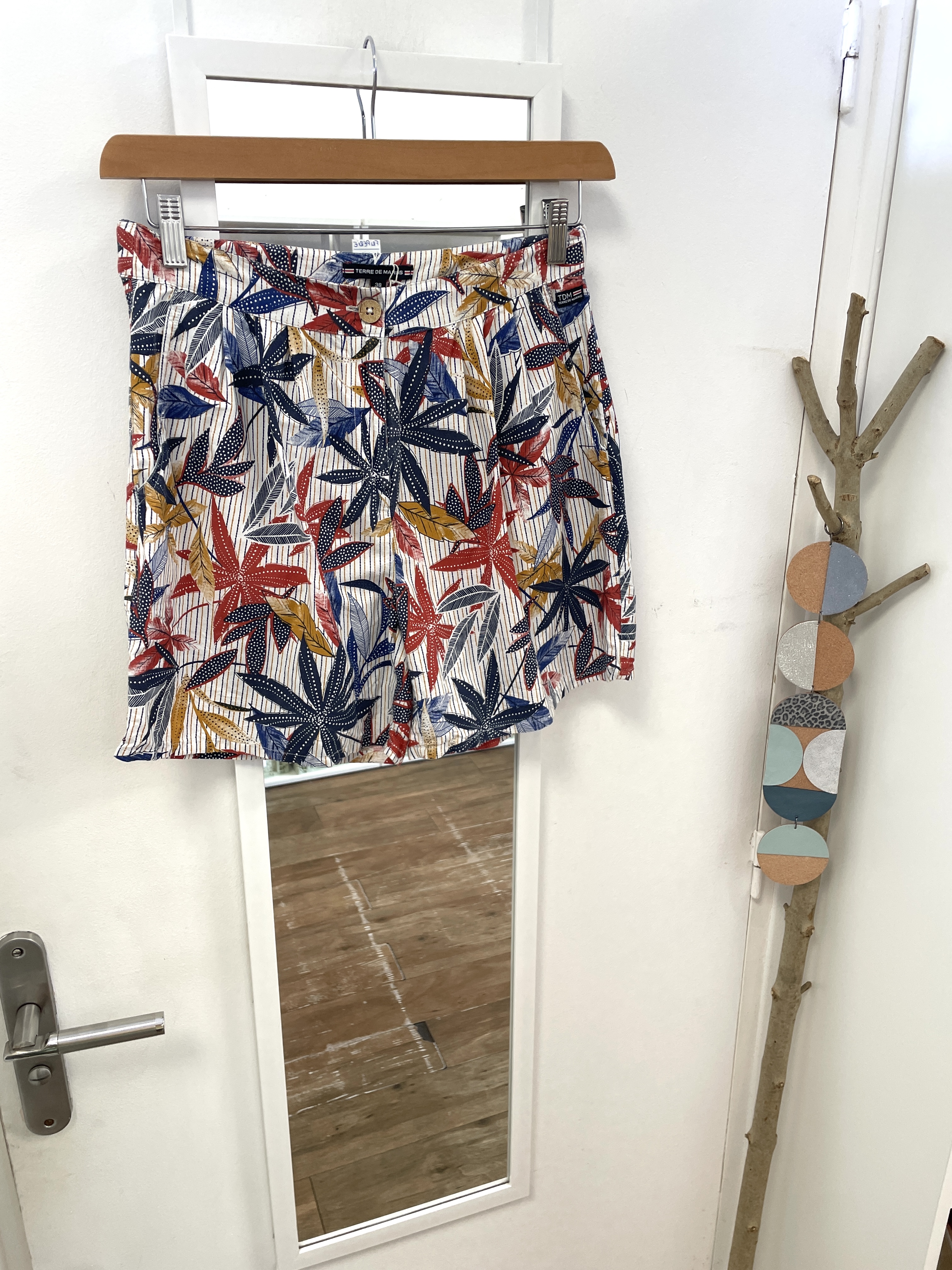 short, friperie, seconde main, vêtements, prêt à porter, mode, marque française, terre de marins
