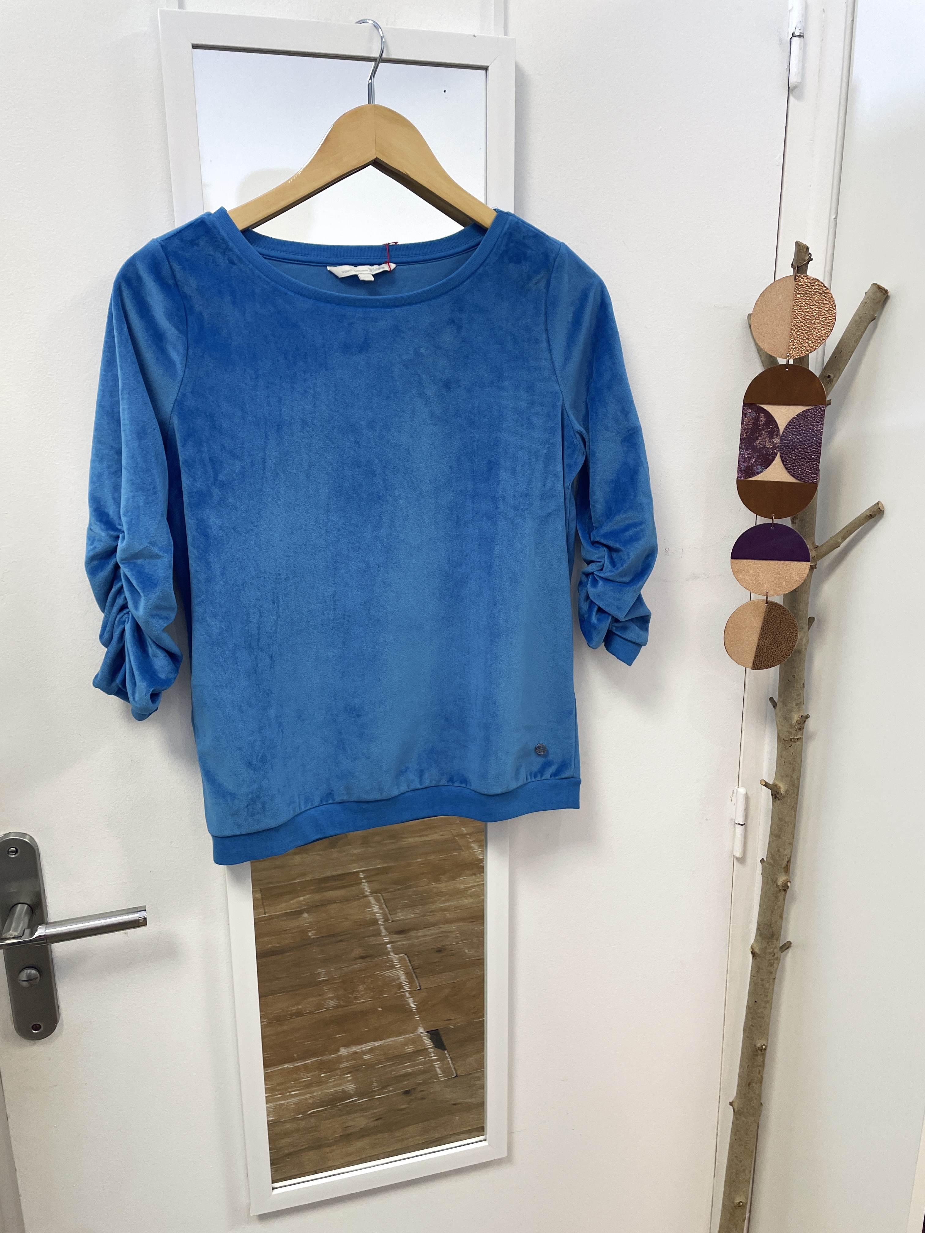 pull, vêtement, prêt à porter, mode, friperie, seconde main, marque française, kapsule éphémère, velours, tom tailor