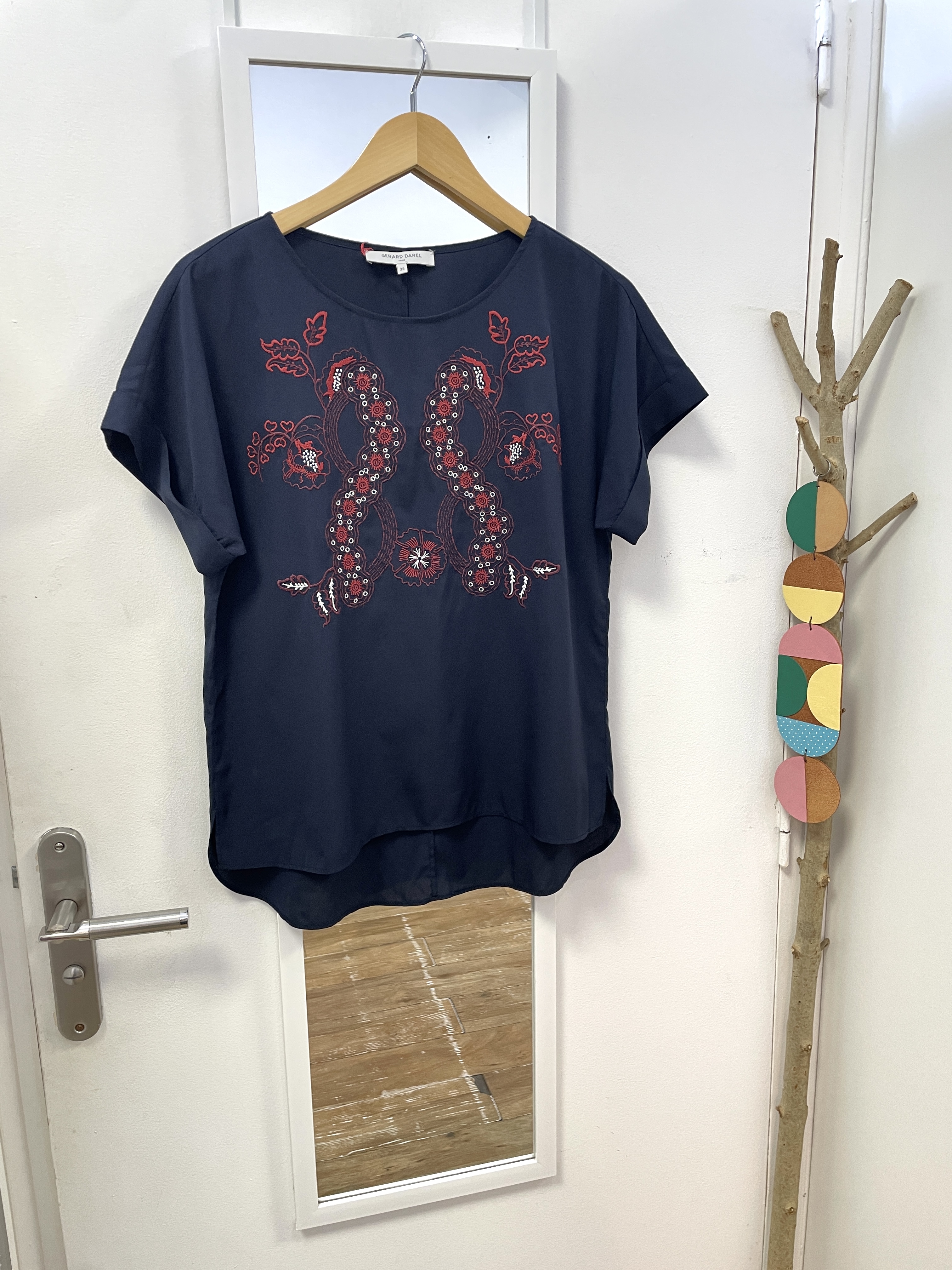 top, tee-shirt, débardeur, haut, prêt à porter, mode, vêtements, friperie, seconde main, gerard darel