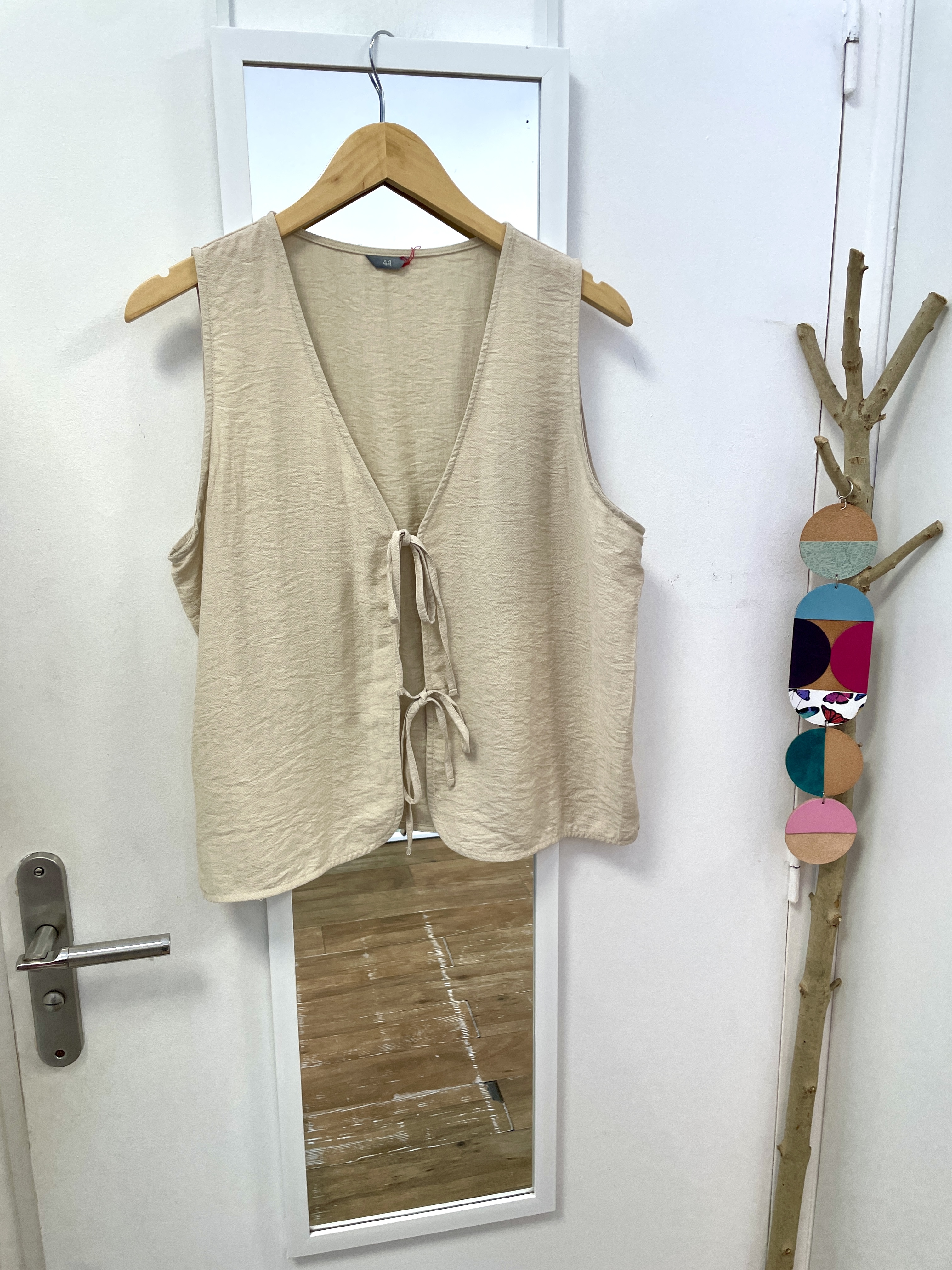 top, tee-shirt, débardeur, haut, prêt à porter, mode, vêtements, friperie, seconde main, grande taille, kapsule éphémère,