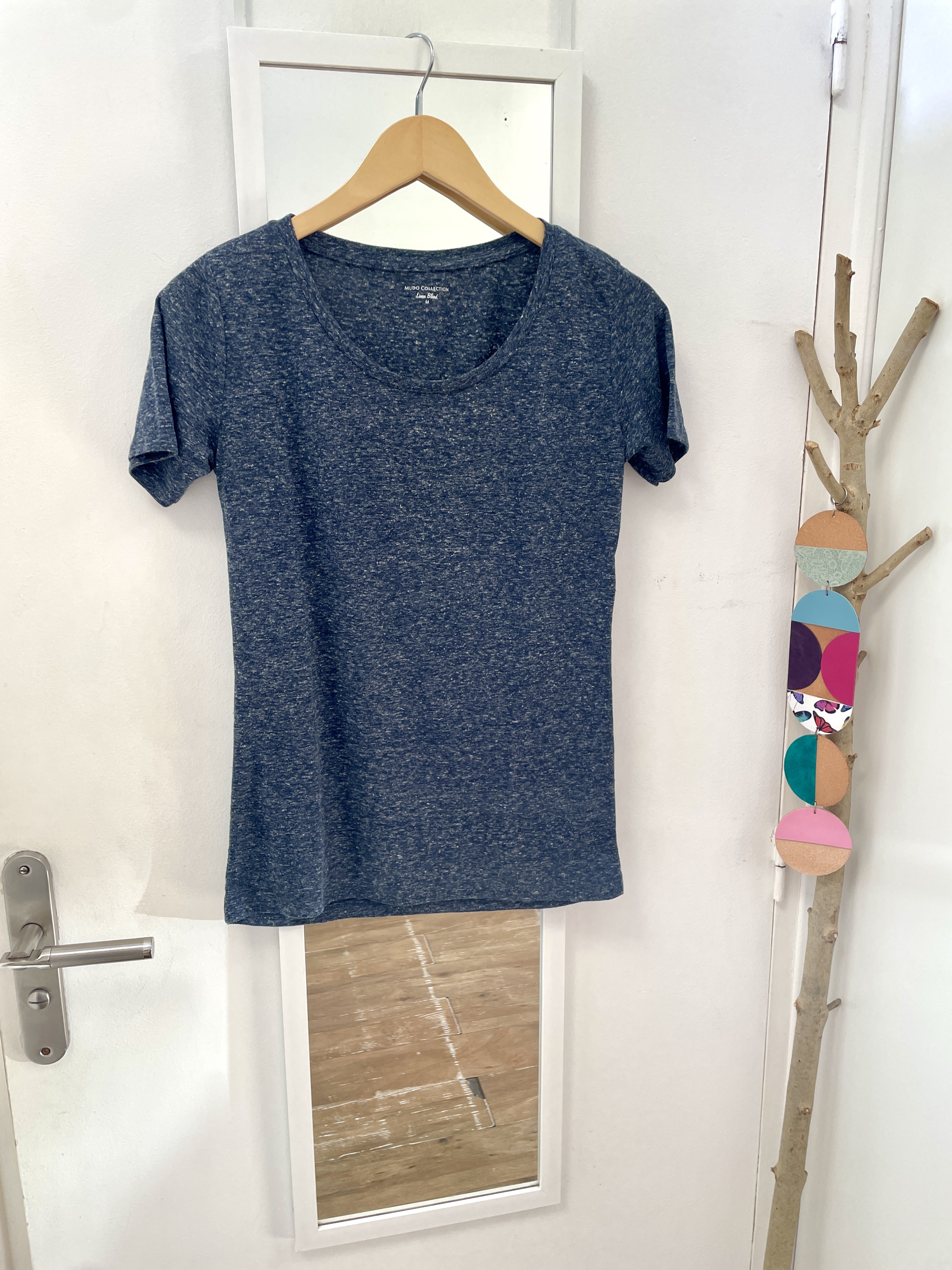 top, tee-shirt, débardeur, haut, prêt à porter, mode, vêtements, friperie, seconde main, mudo collection