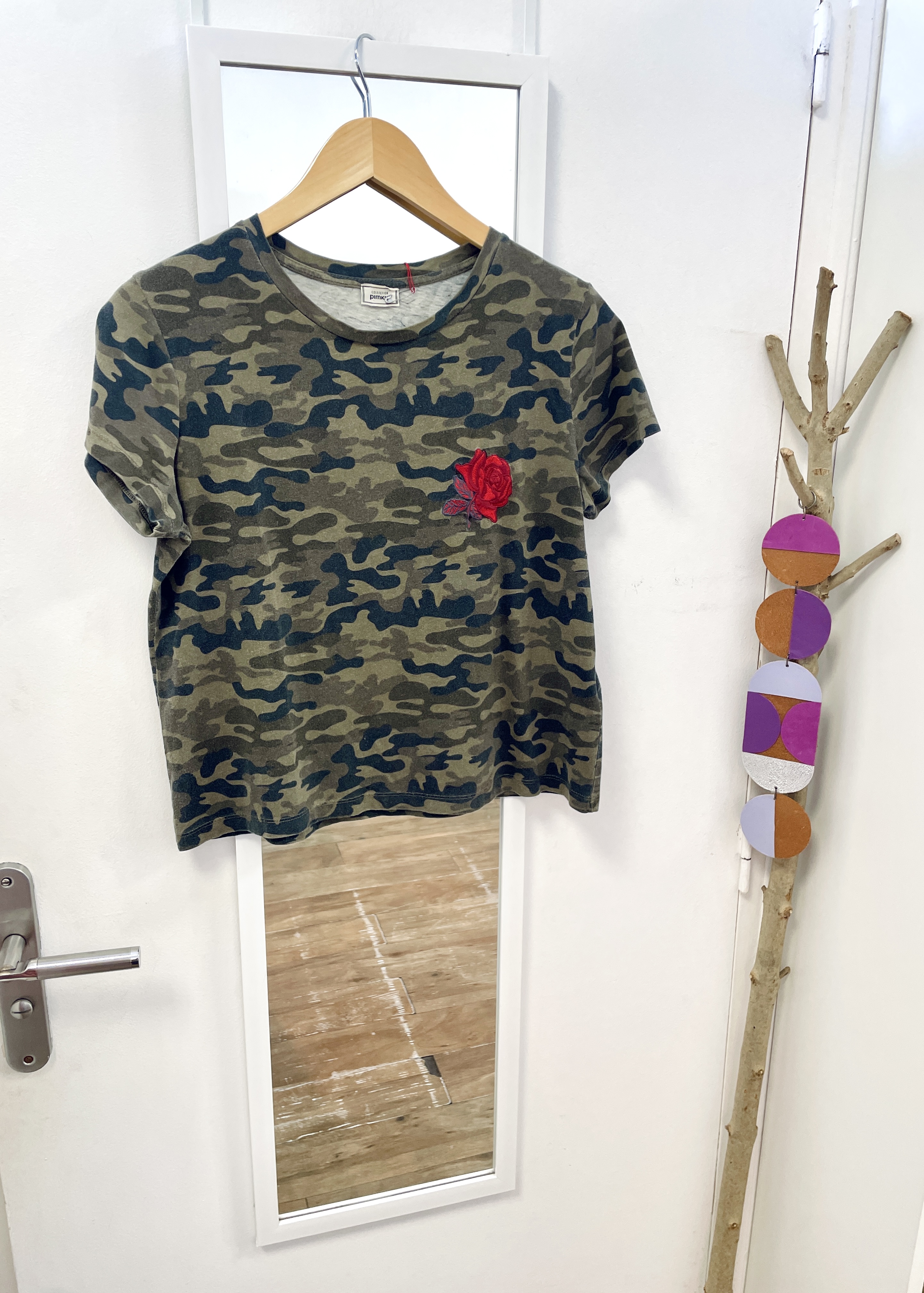 top, tee-shirt, débardeur, haut, prêt à porter, mode, vêtements, friperie, seconde main, pimkie