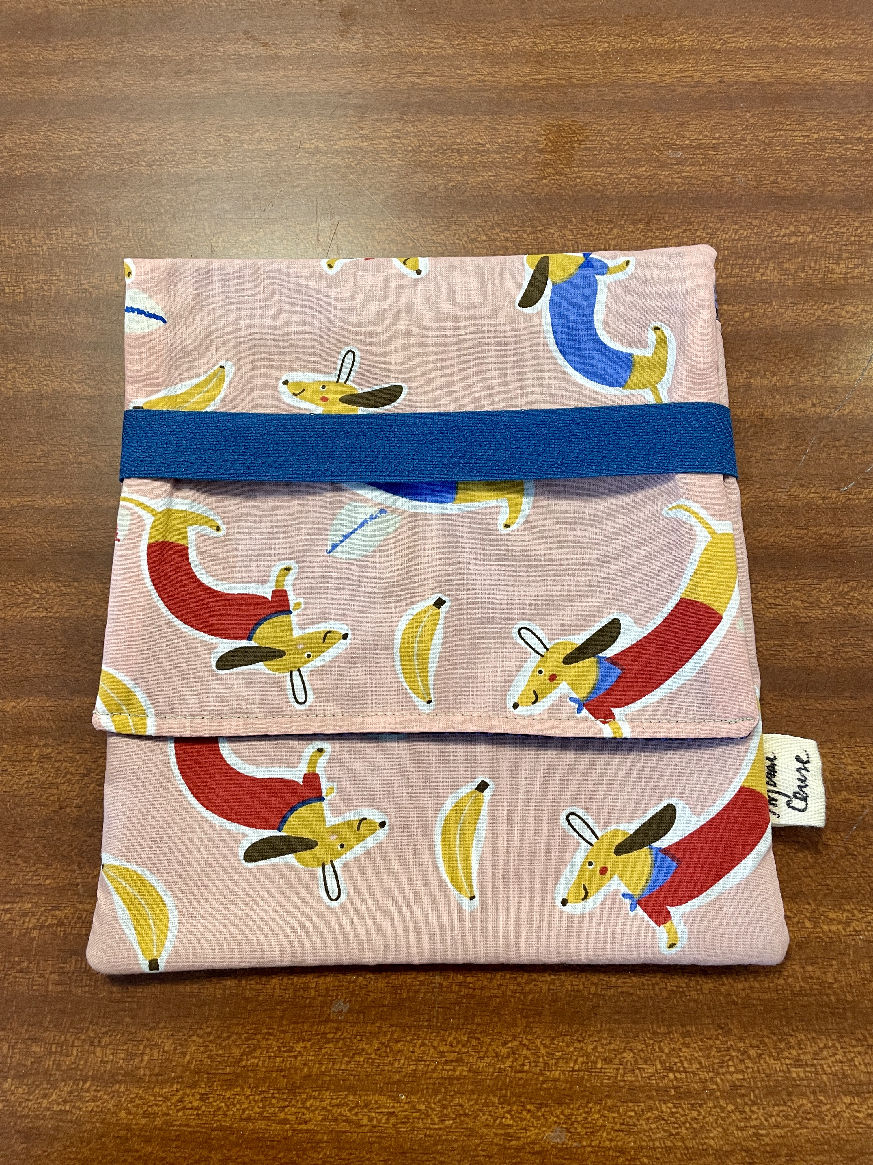 pochette, trousse, accessoires, bandeau, fait main, upcycling, idée cadeau, édition limitée, modèle unique, créatrice française, made in france, boutique de créateurs, boutique nantaise, kapsule éphémère