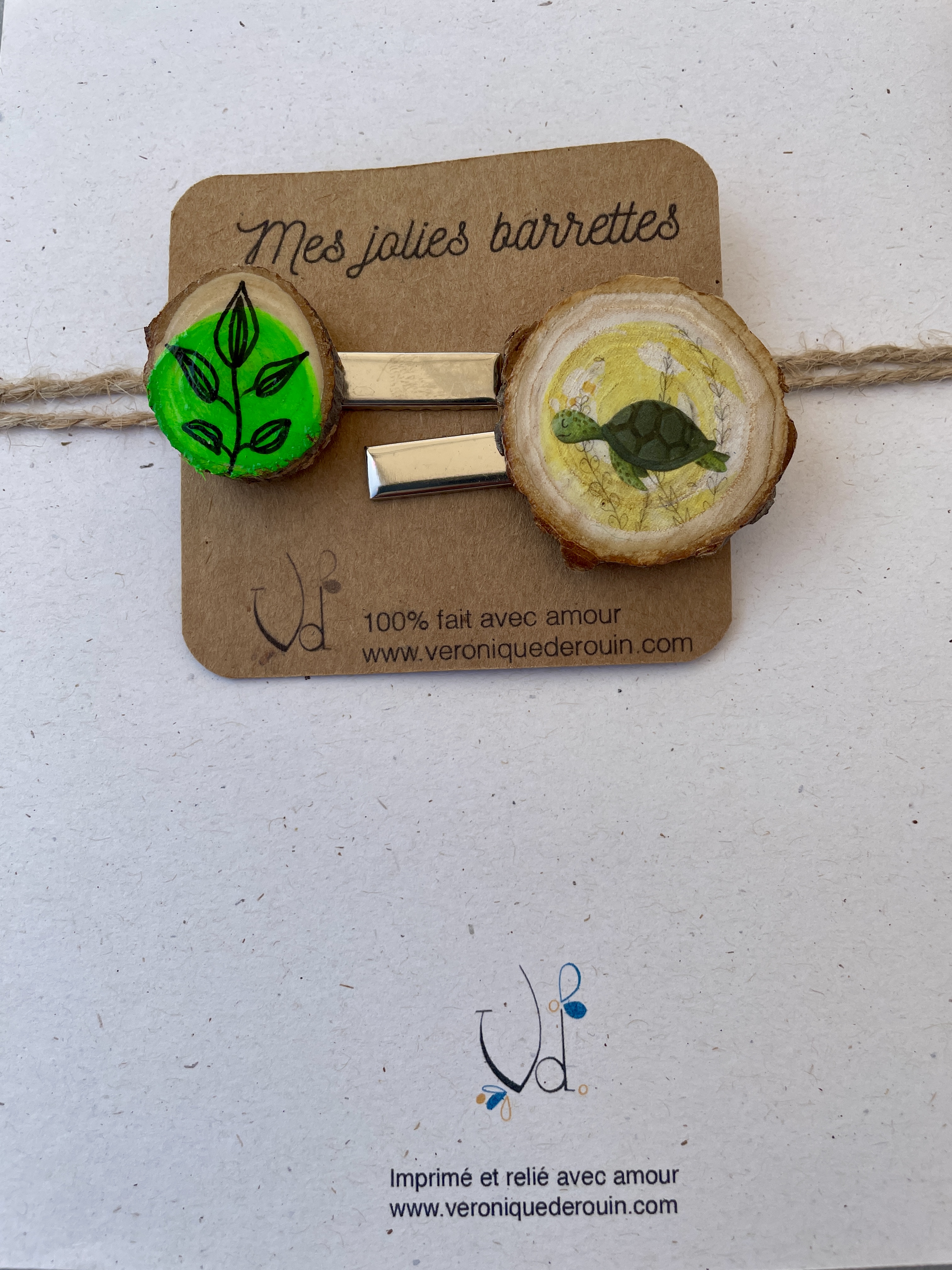 illustration, dessin, broche, barrettes, jeu, jeunesse, carte, affiche, création française, fait main, idée cadeau, boutique de créateurs, boutique nantaise, kapsule éphémère