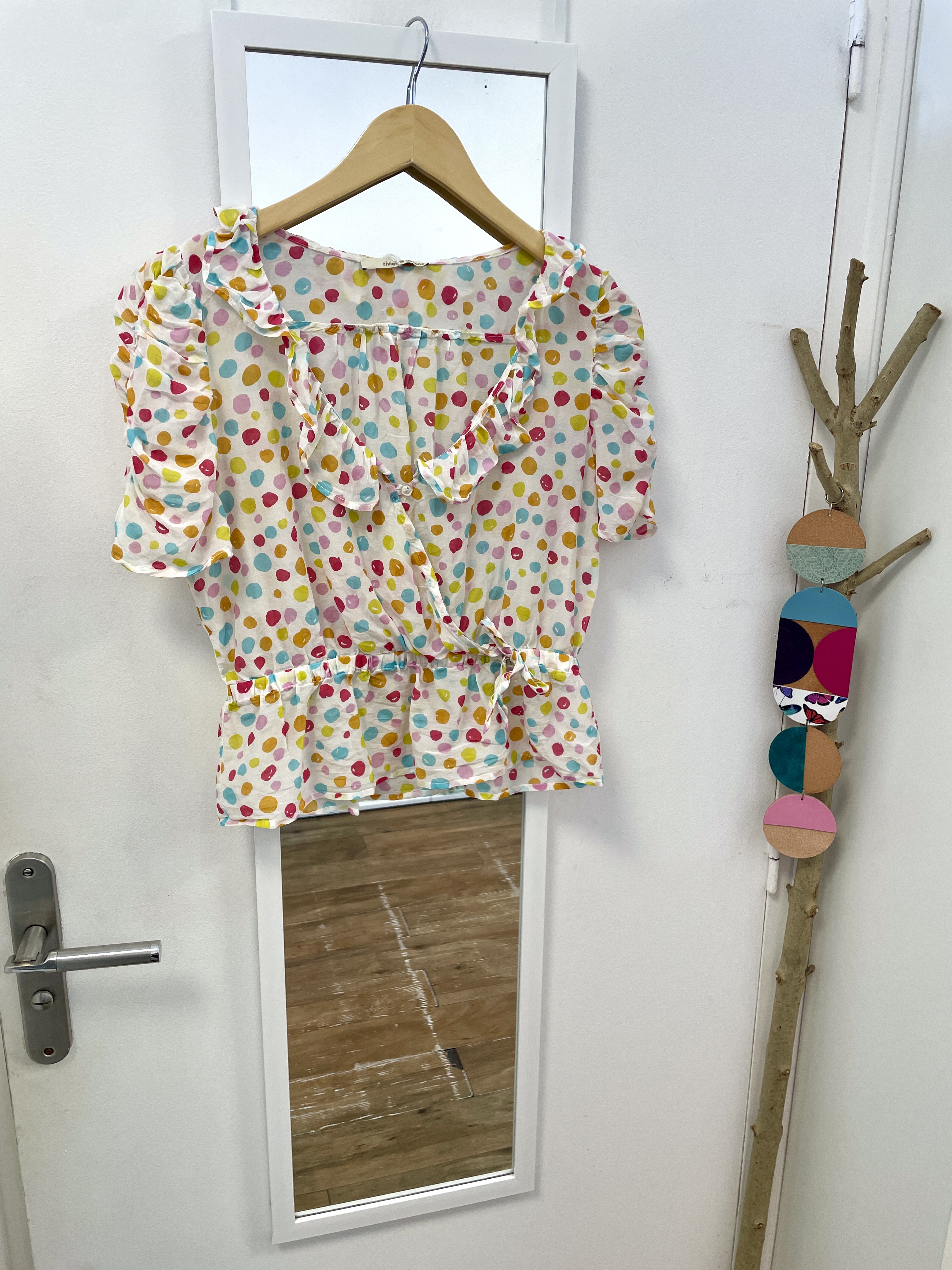 top, débardeur, tee shirt, friperie, vêtement de seconde main, mode durable, boutique nantaise, kapsule éphémère, rivieres de lune