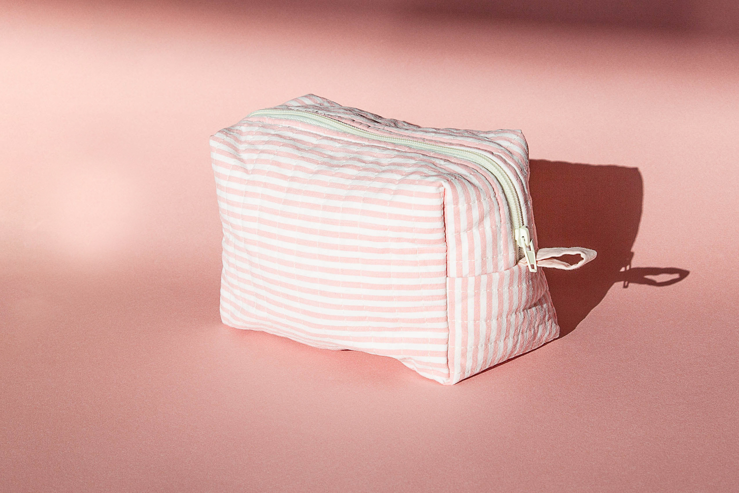 banane, sac, trousse, accessoires, upcycling, textile, fait main, créatrice, made in france, fabrication locale, idée cadeau, boutique de créateurs, boutique nantaise, kapsule éphémère