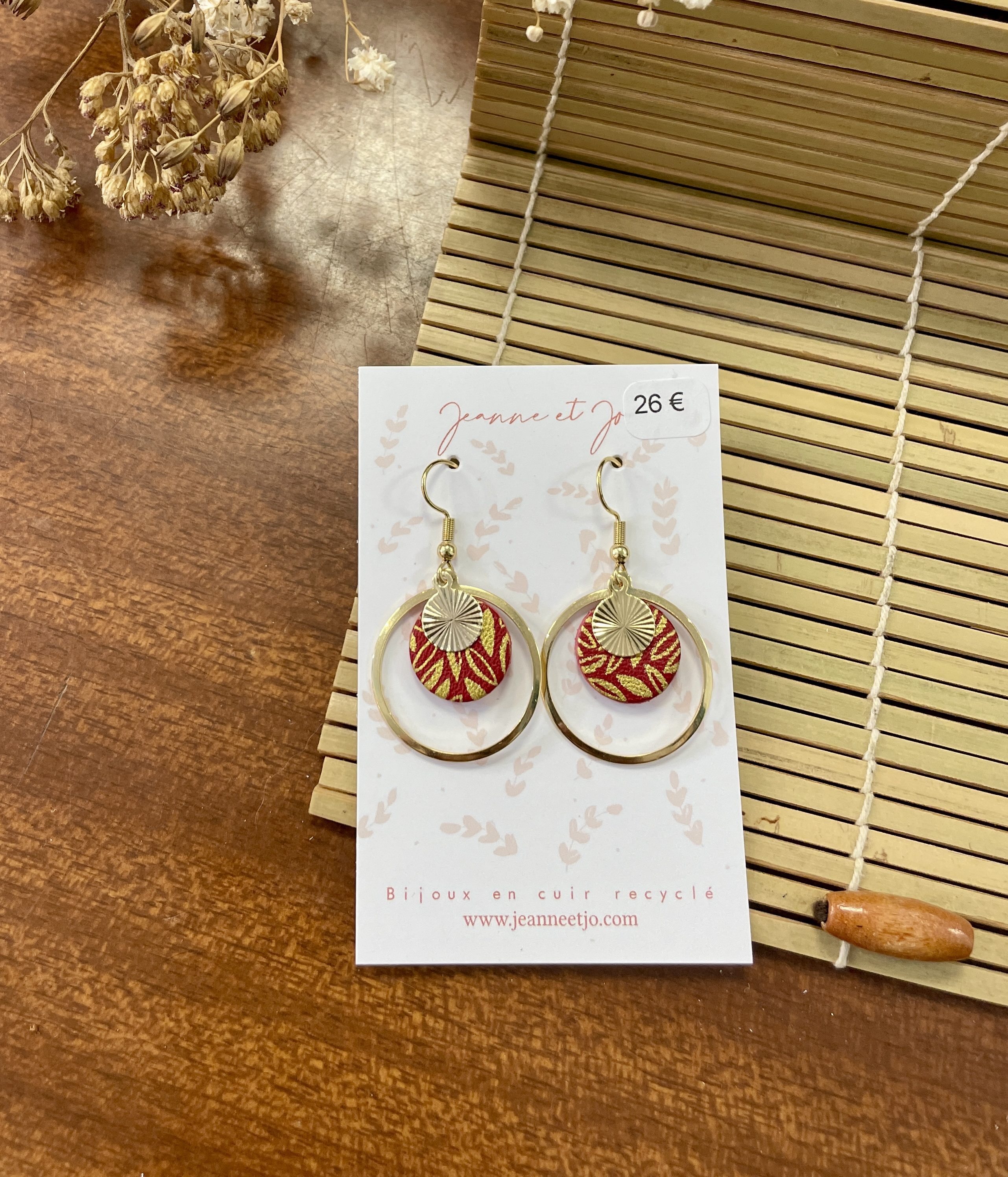 pin's, broche, bijoux, cuir, fait main, créatrice française, made in france, idée cadeau, boutique nantaise, boutique de créateurs, kapsule éphémère