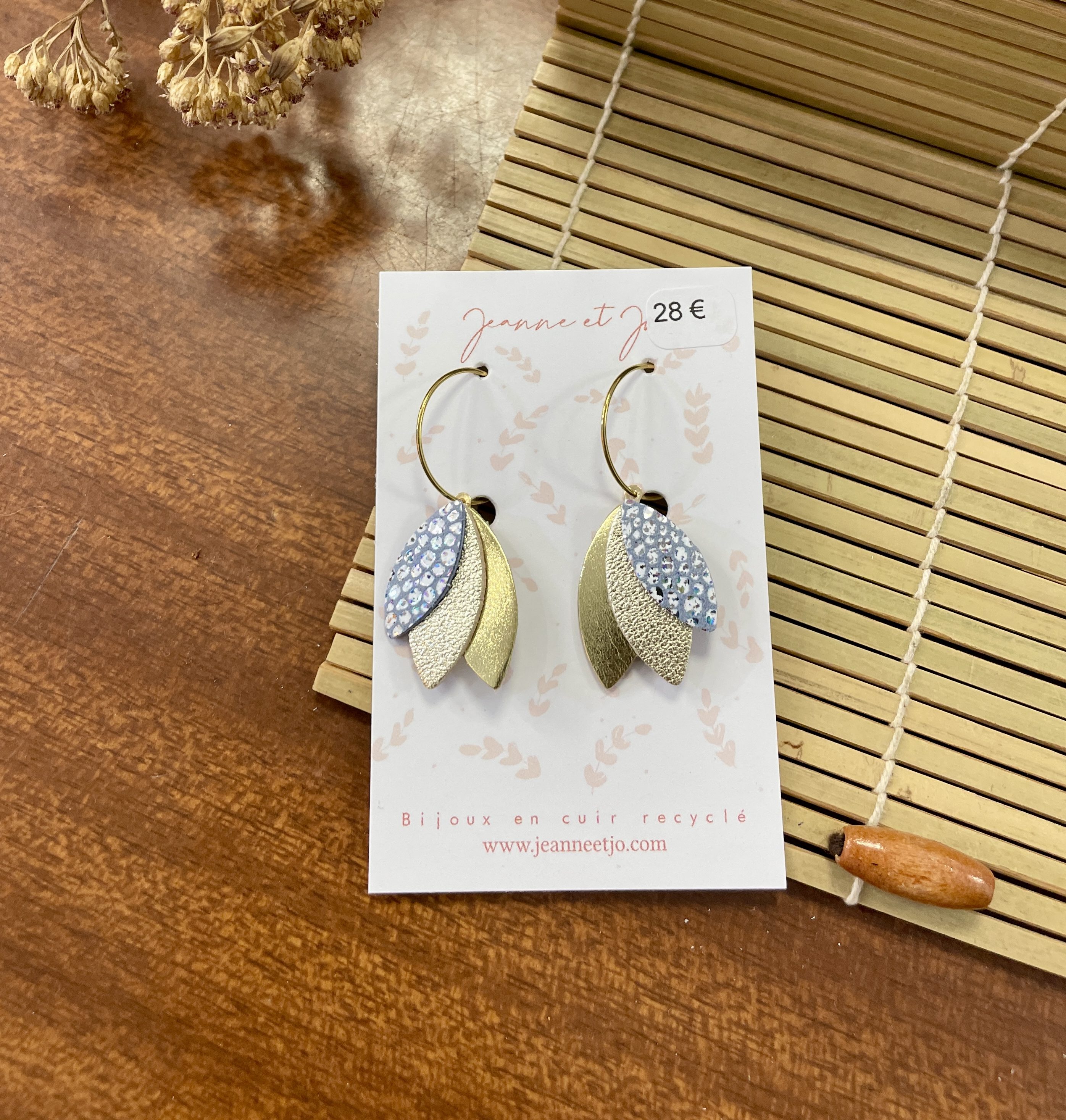 pin's, broche, bijoux, cuir, fait main, créatrice française, made in france, idée cadeau, boutique nantaise, boutique de créateurs, kapsule éphémère