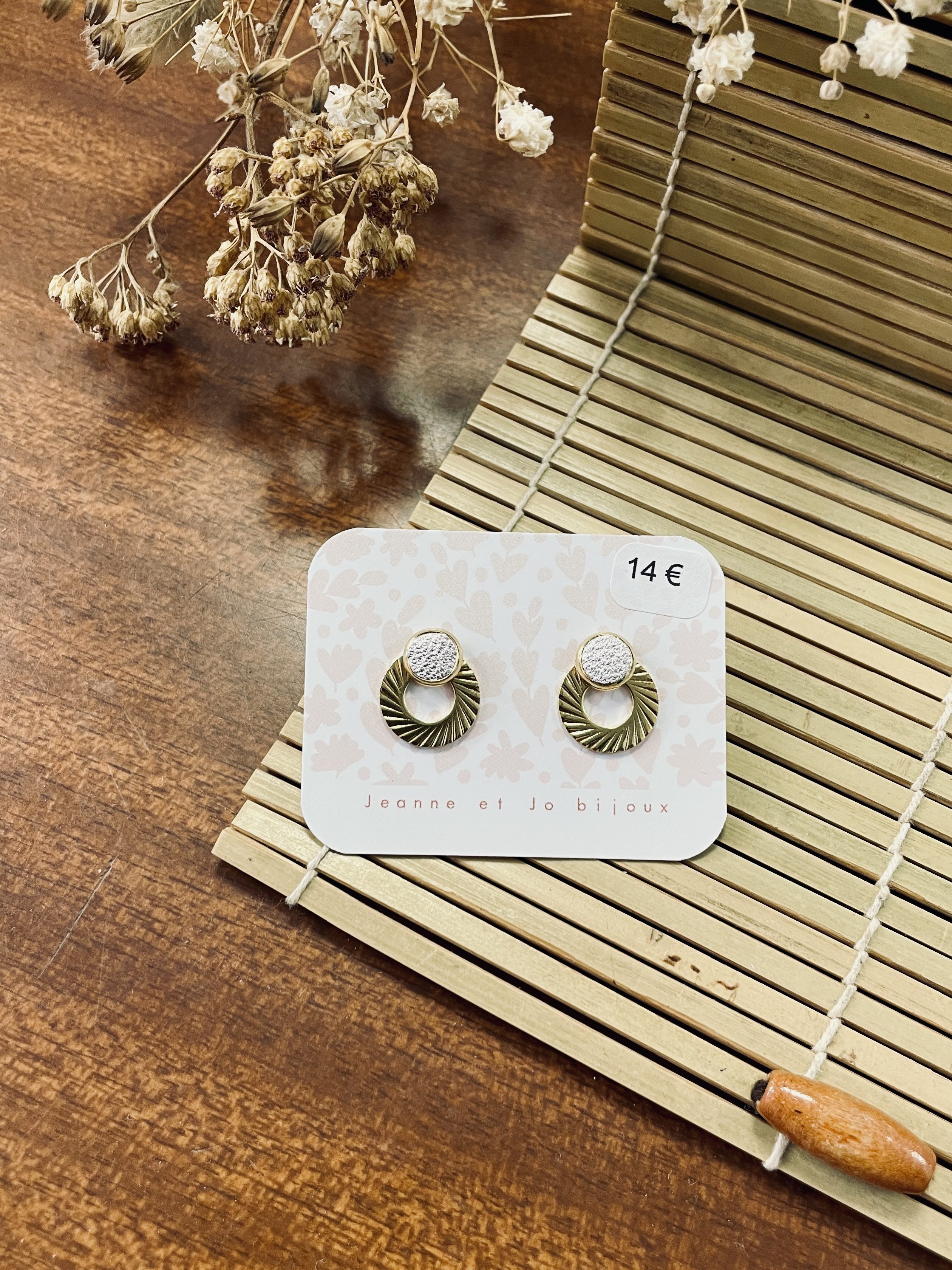 pin's, broche, bijoux, cuir, fait main, créatrice française, made in france, idée cadeau, boutique nantaise, boutique de créateurs, kapsule éphémère