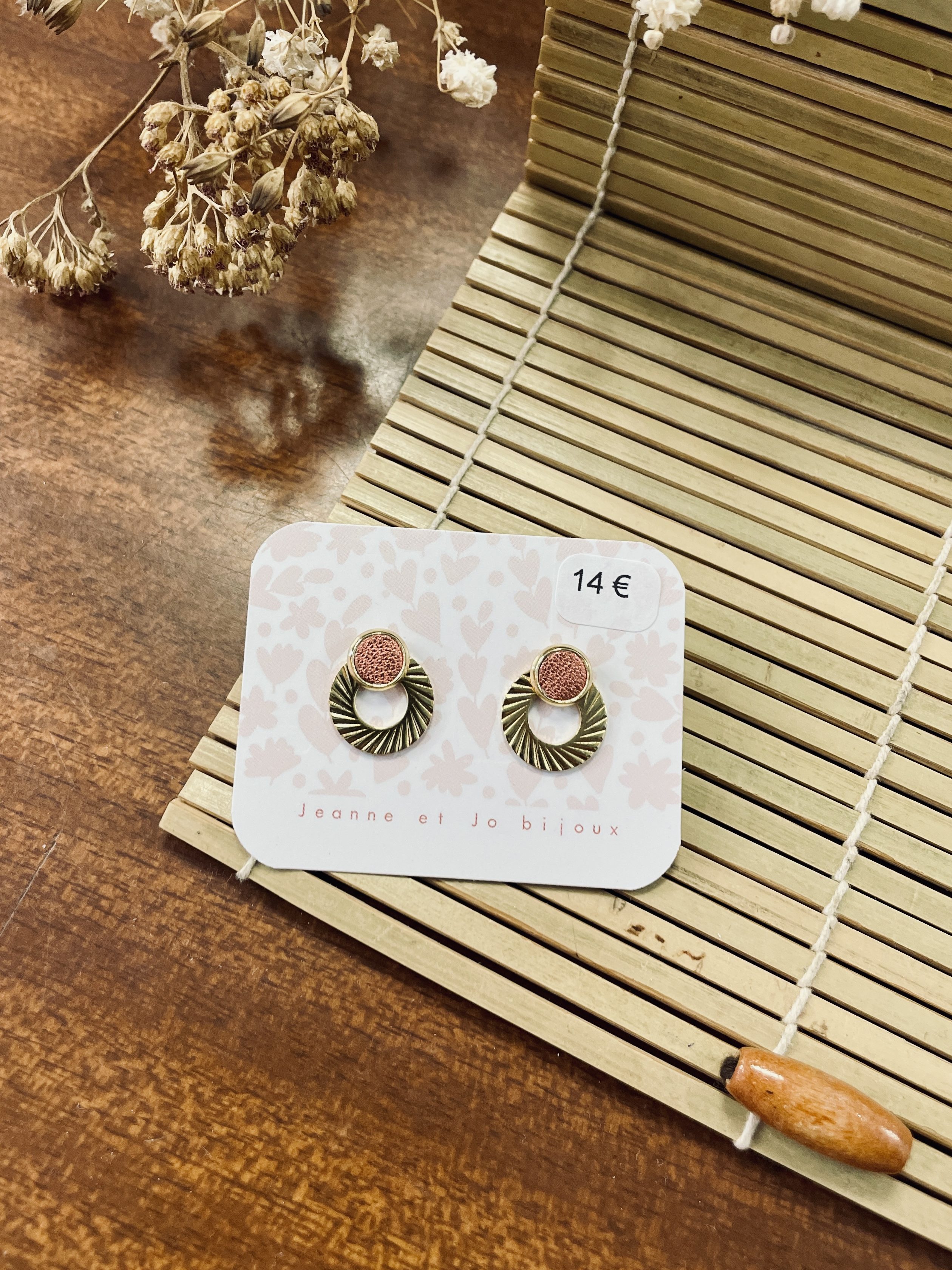 pin's, broche, bijoux, cuir, fait main, créatrice française, made in france, idée cadeau, boutique nantaise, boutique de créateurs, kapsule éphémère