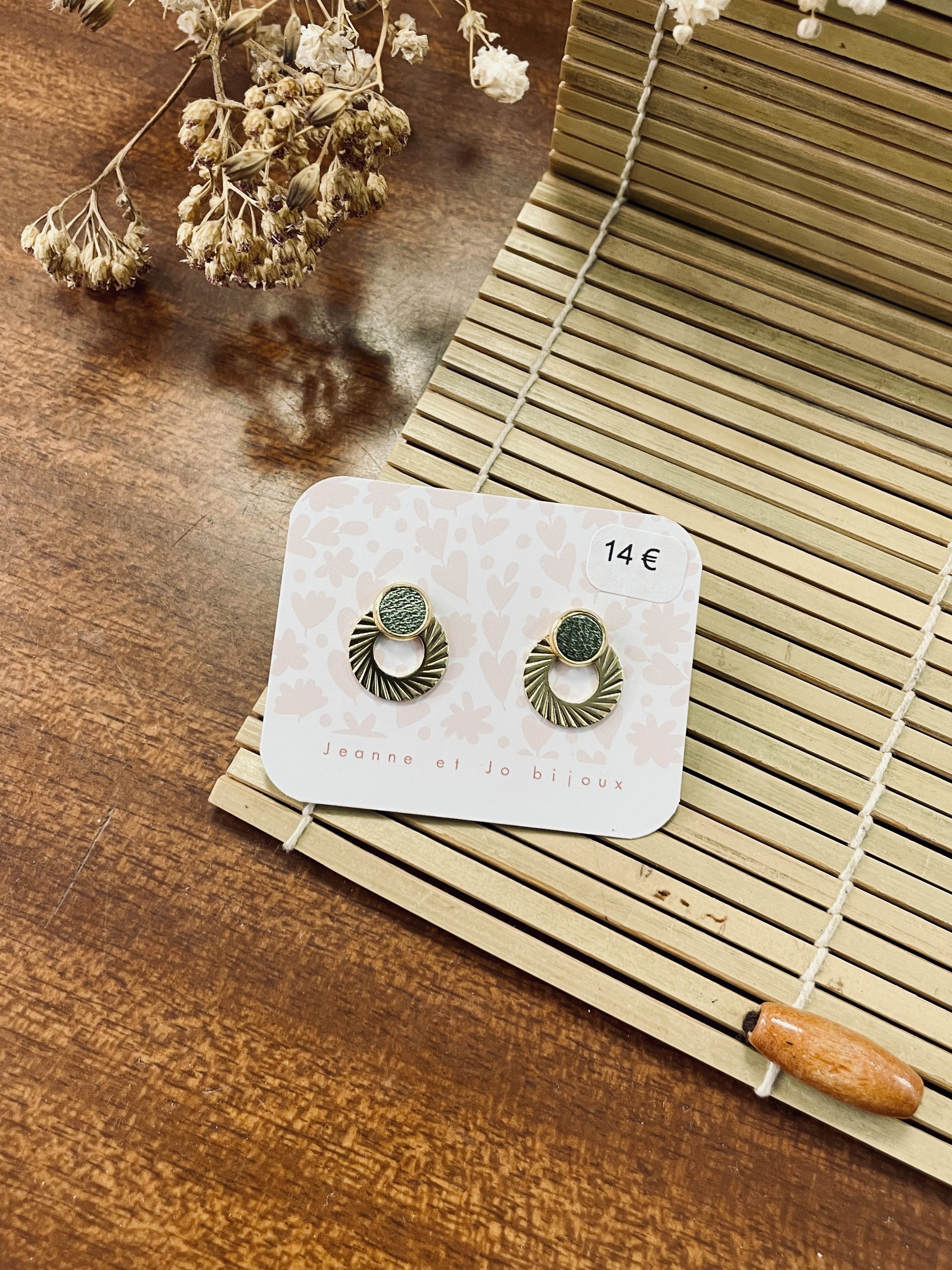 pin's, broche, bijoux, cuir, fait main, créatrice française, made in france, idée cadeau, boutique nantaise, boutique de créateurs, kapsule éphémère