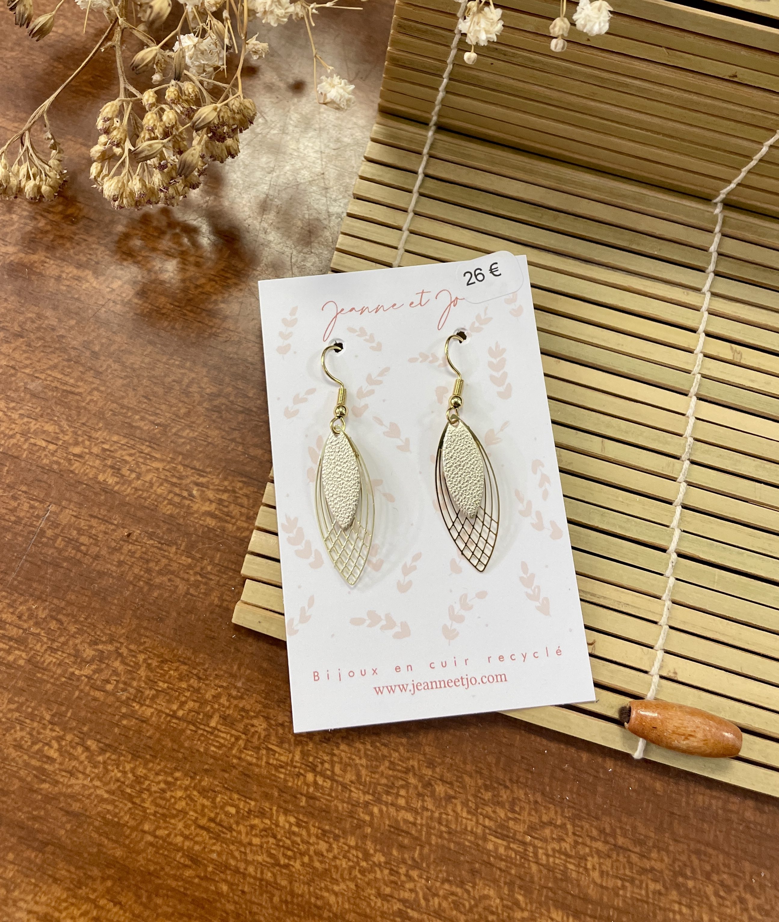 , pin's, broche, bijoux, cuir, fait main, créatrice française, made in france, idée cadeau, boutique nantaise, boutique de créateurs, kapsule éphémère