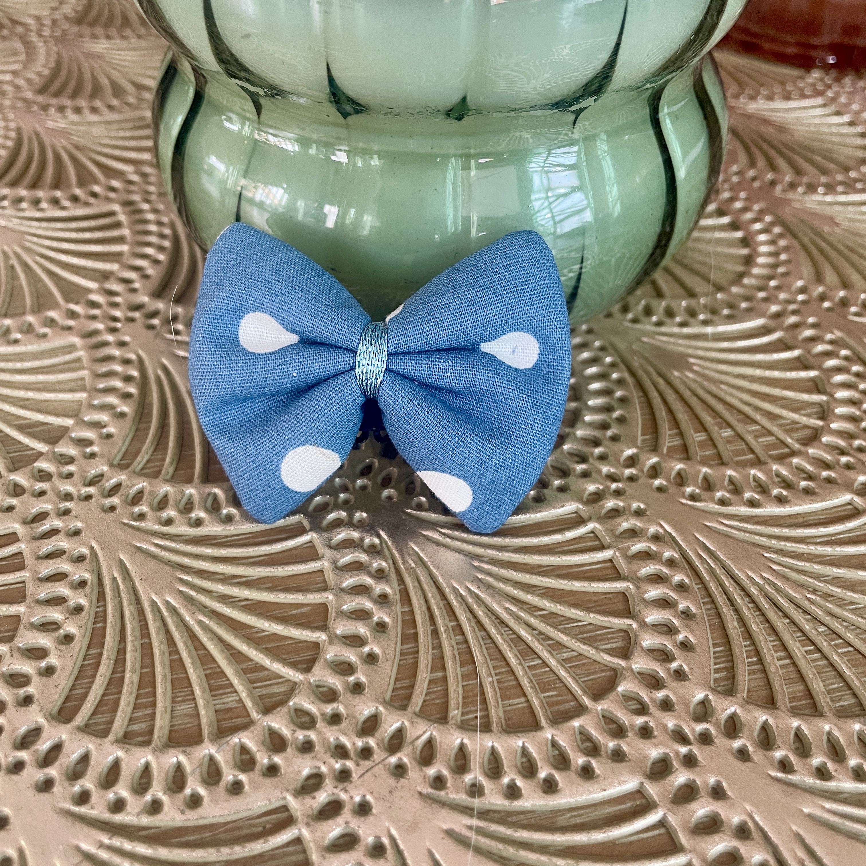barrette, noeud, accessoires cheveux, accessoires enfant, barrette antiglisse, accessoire en tissu, fait main, modèle unique, idée cadeau, boutique nantaise, boutique de créateurs, kapsule éphémère