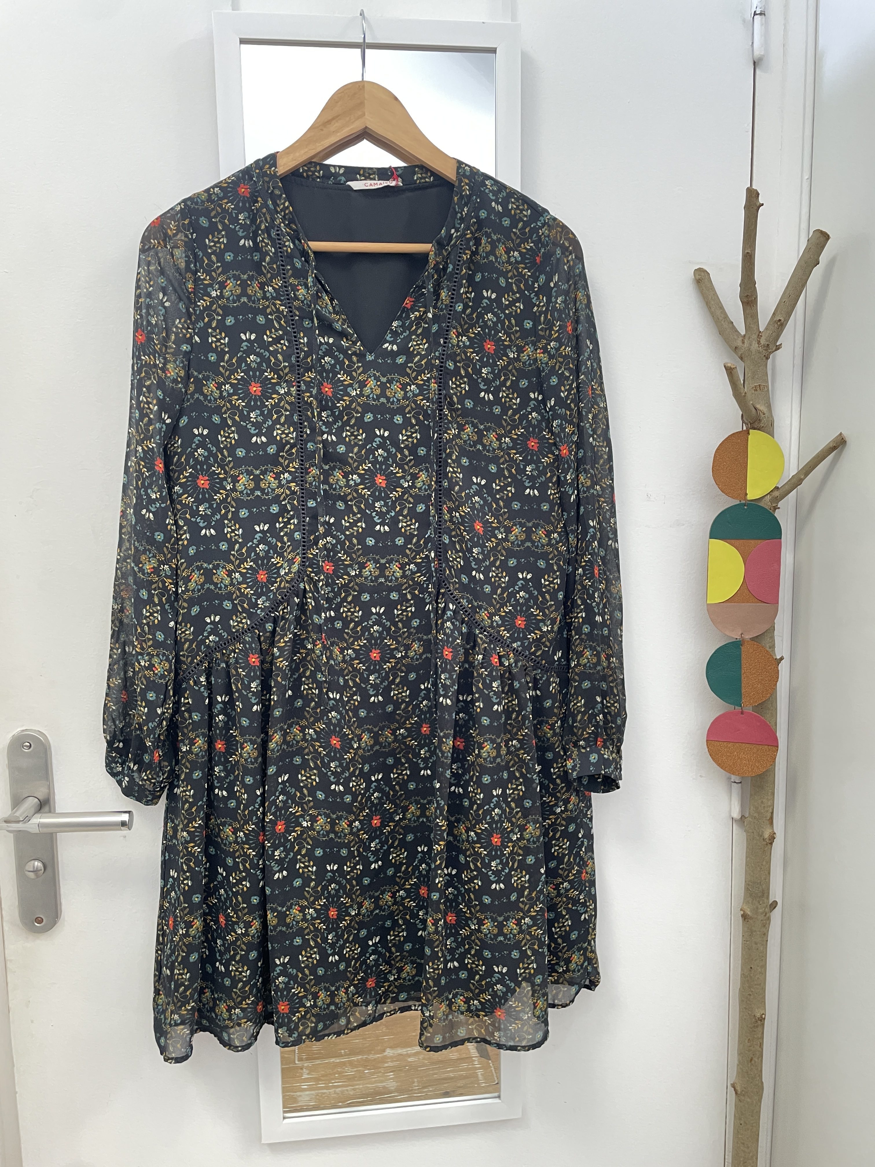 robe, friperie, seconde main, vêtement d'occasion, mode durable, prêt à porter, éthique, boutique, nantes, kapsule éphémère, camaïeu